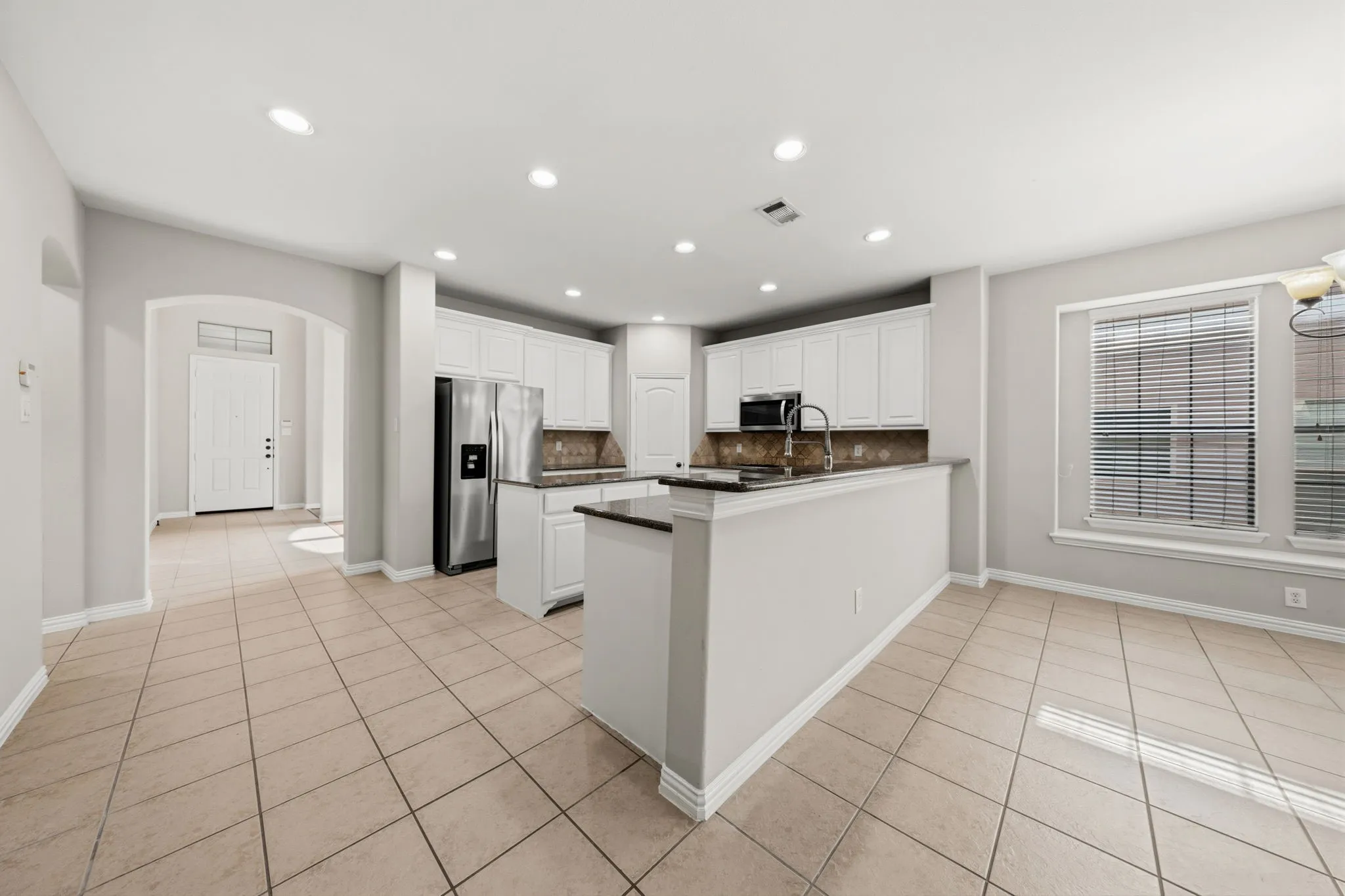 Single Family Residence For Sale in Collin County , 7912 Texian Trail, Mc Kinney, Texas 75070, 5 Bedroom, 4 Bathroom, 2 Garage spaces, 3,920 Sqft, built in 2007, mls#21328211, Real Estate Agent in Mc Kinney, Homes For Sale in Collin county, Homes For Sale in Mc Kinney, Realtor in Mc Kinney Texas, Real Estate Brokerage Independent Realty Texas, Luminita Cordes Realtor
