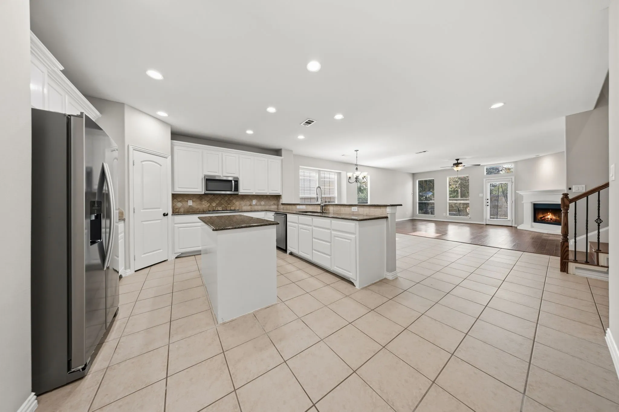 Single Family Residence For Sale in Collin County , 7912 Texian Trail, Mc Kinney, Texas 75070, 5 Bedroom, 4 Bathroom, 2 Garage spaces, 3,920 Sqft, built in 2007, mls#21328211, Real Estate Agent in Mc Kinney, Homes For Sale in Collin county, Homes For Sale in Mc Kinney, Realtor in Mc Kinney Texas, Real Estate Brokerage Independent Realty Texas, Luminita Cordes Realtor