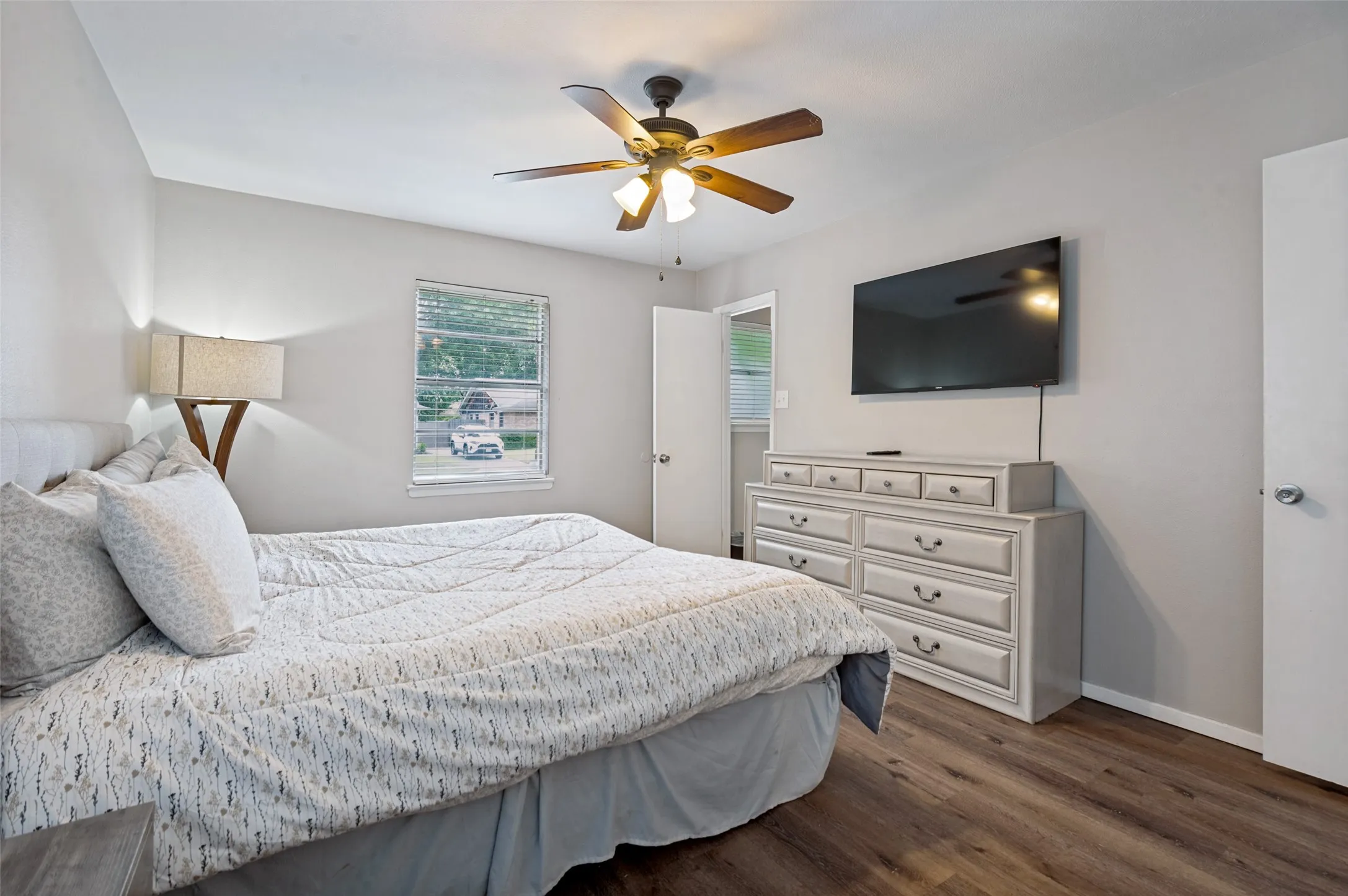 Bedroom #1
