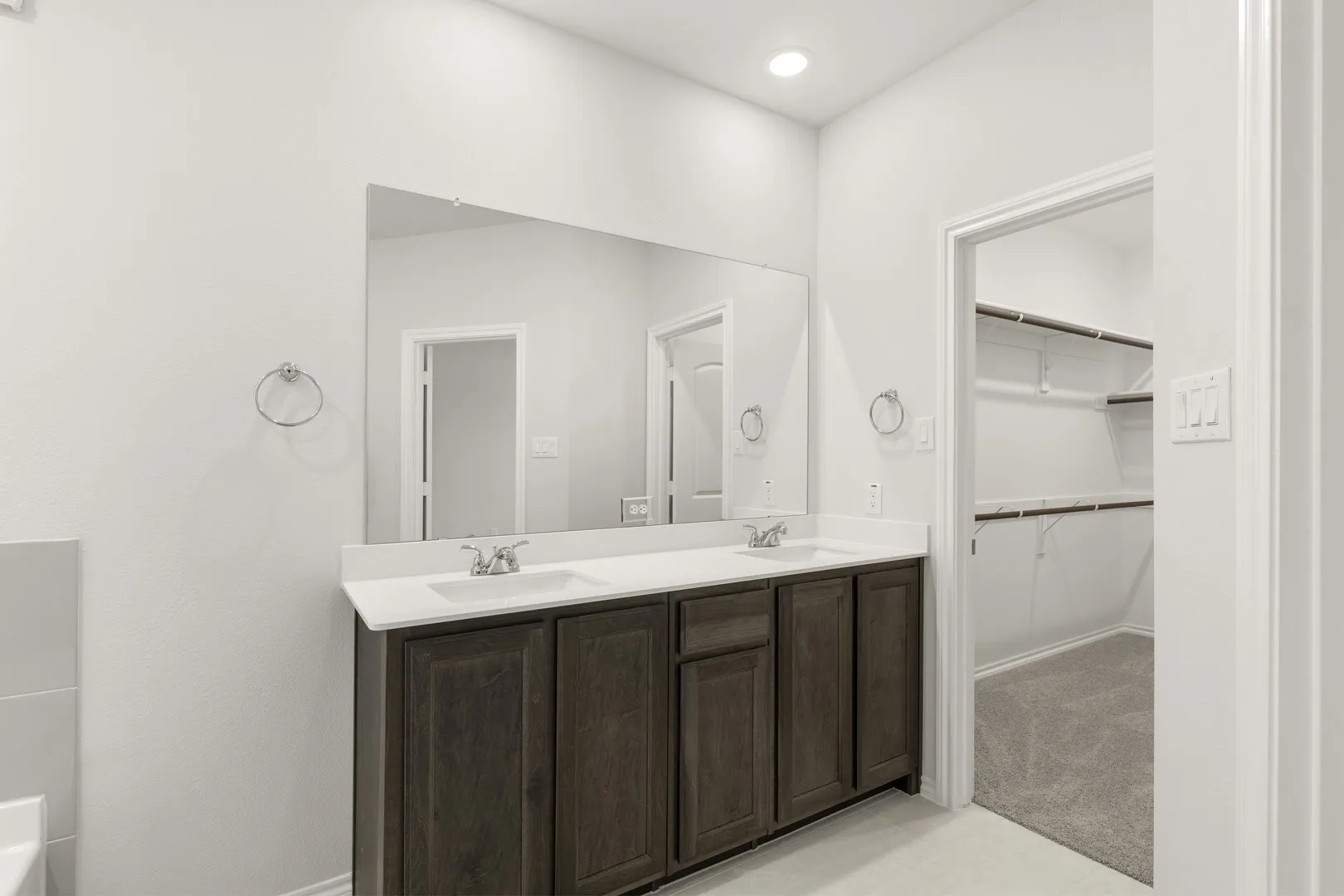 2521 Russell - Bath (4)