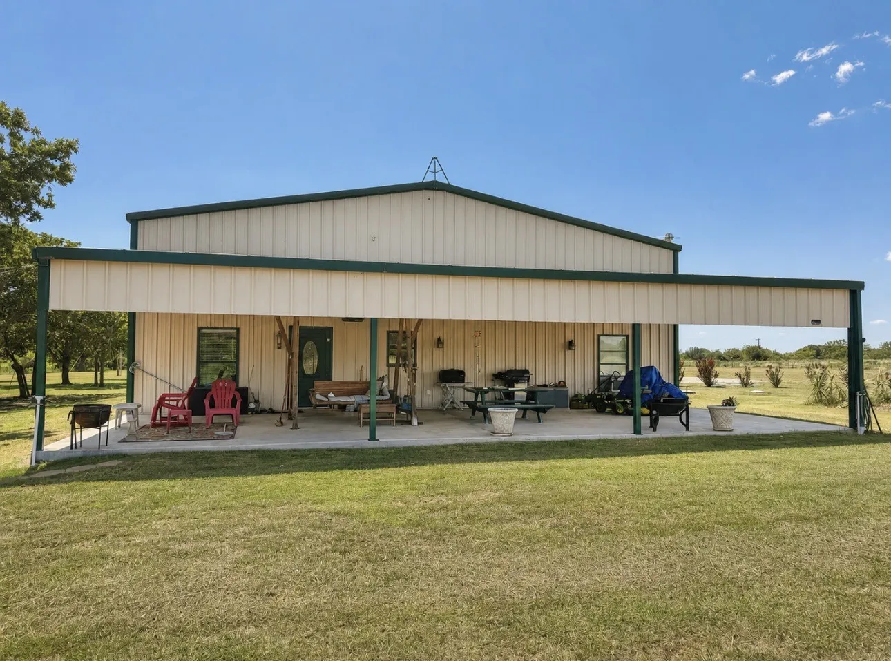 Farm For Sale in Brown County , 25300 State Highway 279, Cross Plains, Texas 76443, 2 Bedroom, 2 Bathroom, 3 Garage spaces, 1,750 Sqft, built in 2008, mls#21327493, Real Estate Agent in Cross Plains, Homes For Sale in Brown county, Homes For Sale in Cross Plains, Realtor in Cross Plains Texas, Real Estate Brokerage Independent Realty Texas, Luminita Cordes Realtor
