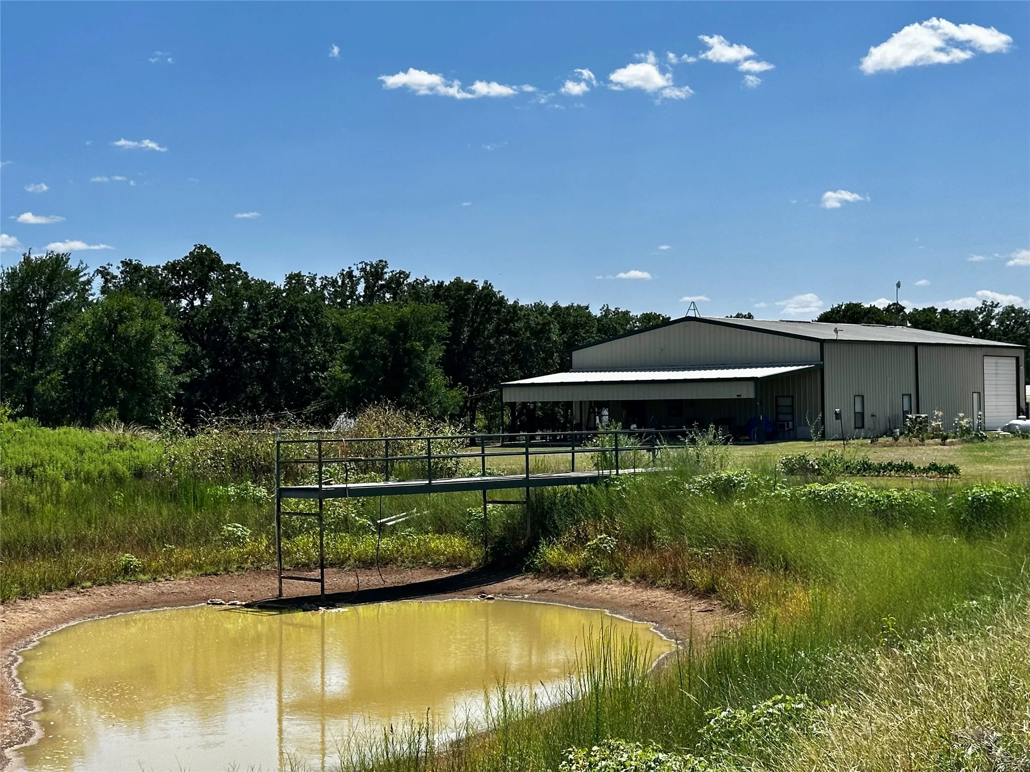 Farm For Sale in Brown County , 25300 State Highway 279, Cross Plains, Texas 76443, 2 Bedroom, 2 Bathroom, 3 Garage spaces, 1,750 Sqft, built in 2008, mls#21327493, Real Estate Agent in Cross Plains, Homes For Sale in Brown county, Homes For Sale in Cross Plains, Realtor in Cross Plains Texas, Real Estate Brokerage Independent Realty Texas, Luminita Cordes Realtor