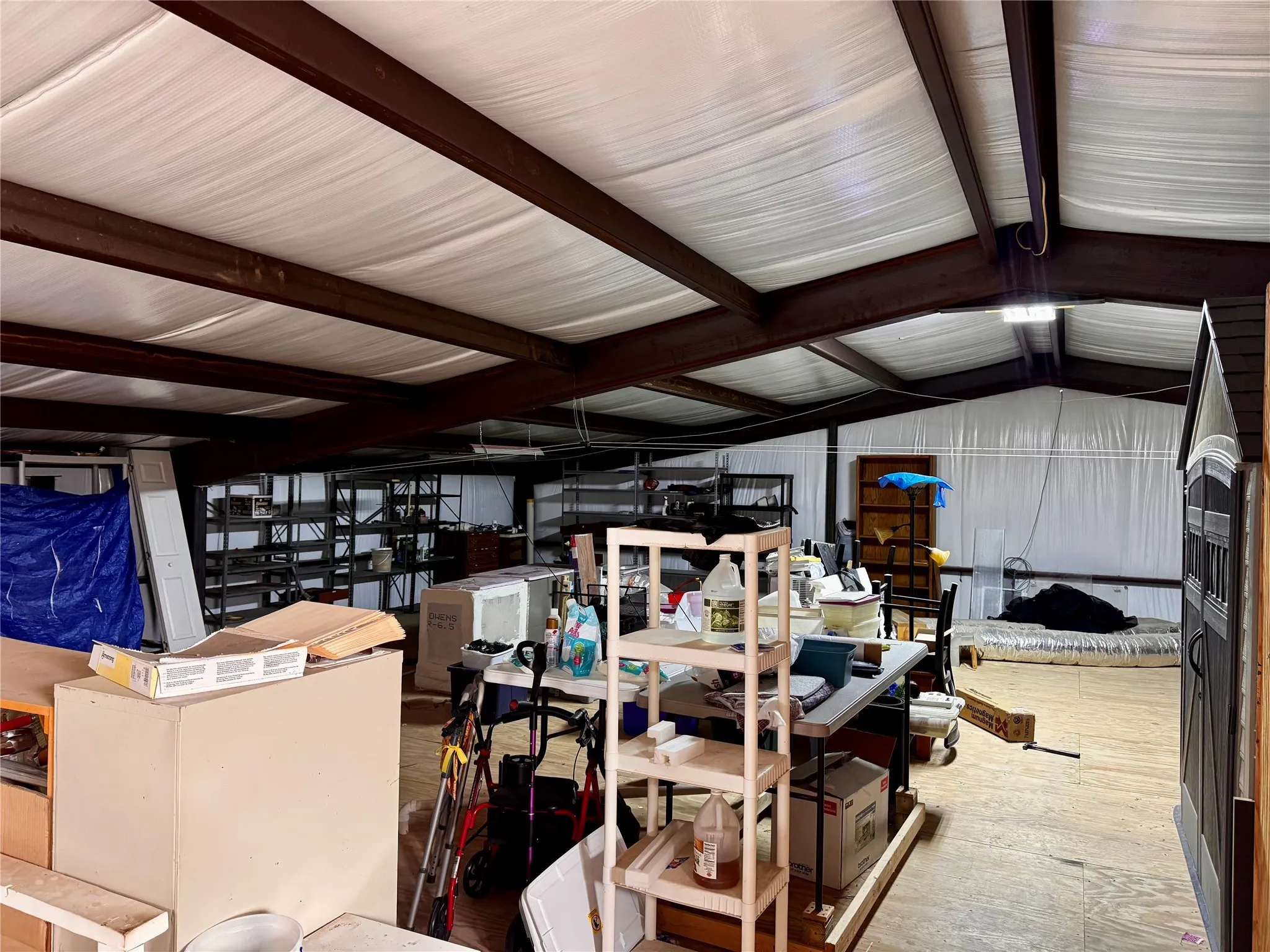 Farm For Sale in Brown County , 25300 State Highway 279, Cross Plains, Texas 76443, 2 Bedroom, 2 Bathroom, 3 Garage spaces, 1,750 Sqft, built in 2008, mls#21327493, Real Estate Agent in Cross Plains, Homes For Sale in Brown county, Homes For Sale in Cross Plains, Realtor in Cross Plains Texas, Real Estate Brokerage Independent Realty Texas, Luminita Cordes Realtor