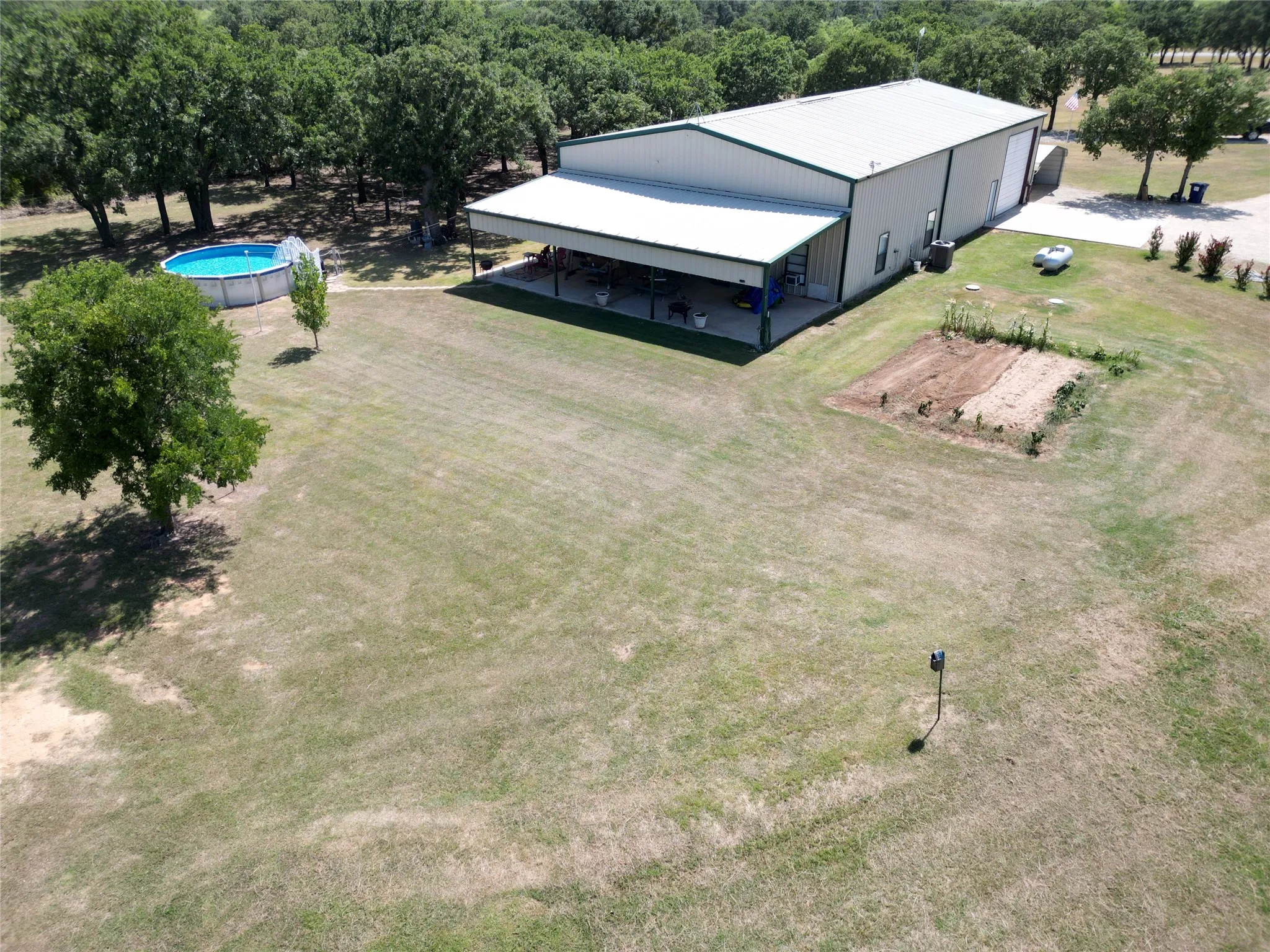 Farm For Sale in Brown County , 25300 State Highway 279, Cross Plains, Texas 76443, 2 Bedroom, 2 Bathroom, 3 Garage spaces, 1,750 Sqft, built in 2008, mls#21327493, Real Estate Agent in Cross Plains, Homes For Sale in Brown county, Homes For Sale in Cross Plains, Realtor in Cross Plains Texas, Real Estate Brokerage Independent Realty Texas, Luminita Cordes Realtor