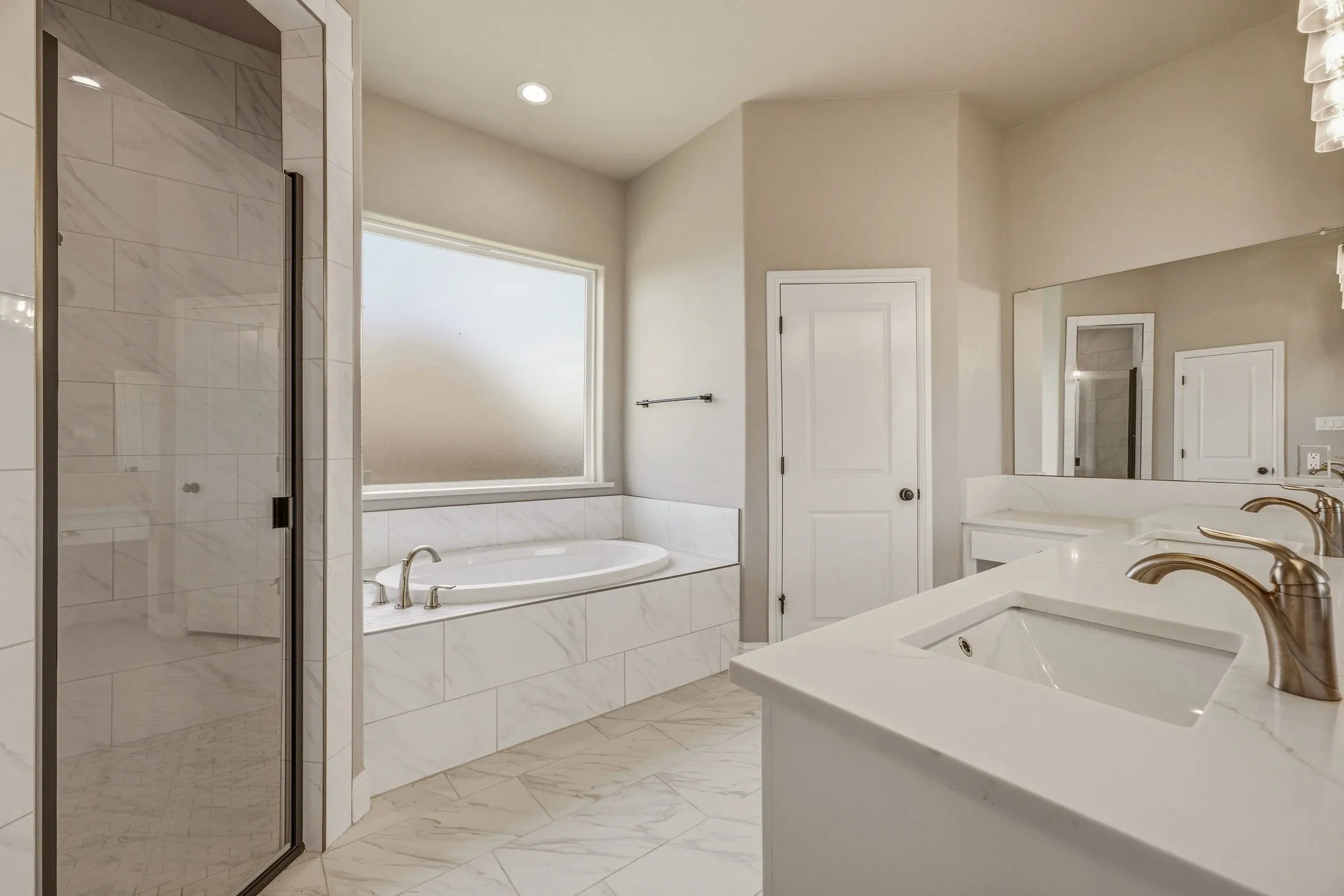 Single Family Residence For Sale in Parker County , 162 Breeders Drive, Willow Park, Texas 76087, 3 Bedroom, 2 Bathroom, 2 Garage spaces, 2,249 Sqft, built in 2023, mls#21328360, Real Estate Agent in Willow Park, Homes For Sale in Parker county, Homes For Sale in Willow Park, Realtor in Willow Park Texas, Real Estate Brokerage Independent Realty Texas, Luminita Cordes Realtor