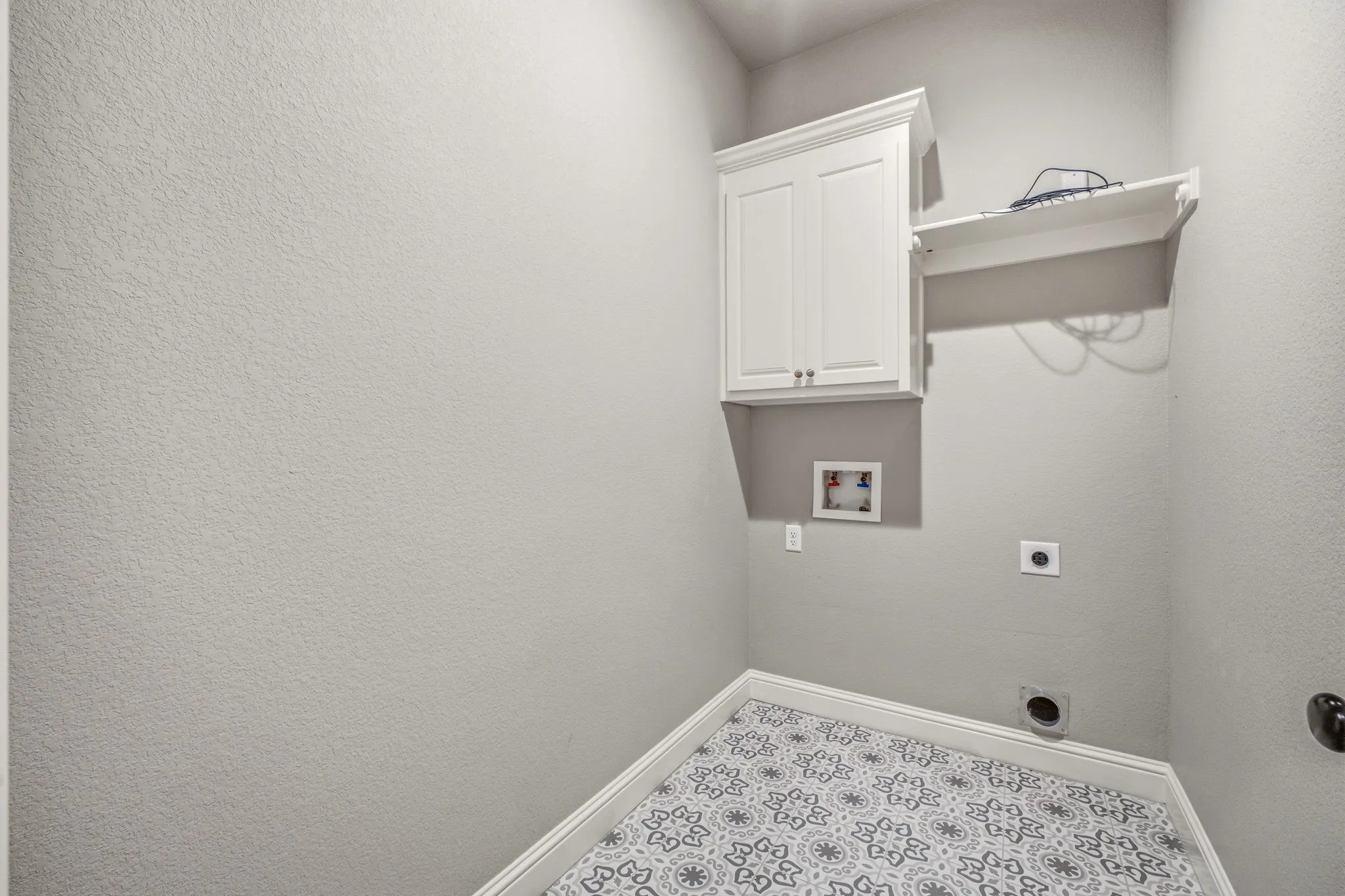 Single Family Residence For Sale in Parker County , 162 Breeders Drive, Willow Park, Texas 76087, 3 Bedroom, 2 Bathroom, 2 Garage spaces, 2,249 Sqft, built in 2023, mls#21328360, Real Estate Agent in Willow Park, Homes For Sale in Parker county, Homes For Sale in Willow Park, Realtor in Willow Park Texas, Real Estate Brokerage Independent Realty Texas, Luminita Cordes Realtor