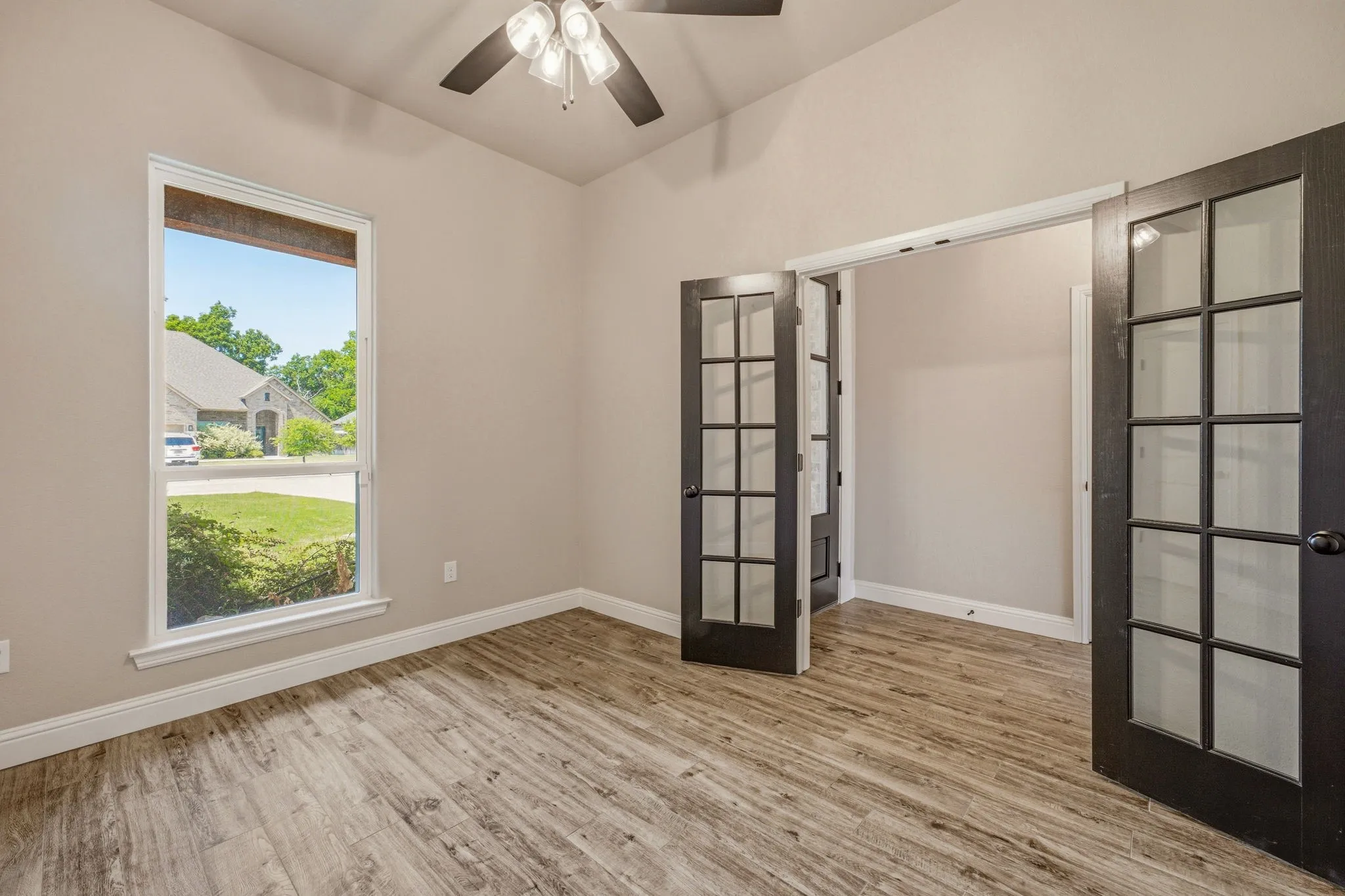 Single Family Residence For Sale in Parker County , 162 Breeders Drive, Willow Park, Texas 76087, 3 Bedroom, 2 Bathroom, 2 Garage spaces, 2,249 Sqft, built in 2023, mls#21328360, Real Estate Agent in Willow Park, Homes For Sale in Parker county, Homes For Sale in Willow Park, Realtor in Willow Park Texas, Real Estate Brokerage Independent Realty Texas, Luminita Cordes Realtor