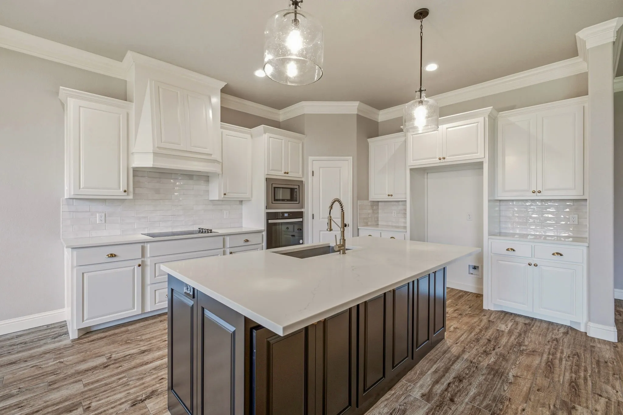 Single Family Residence For Sale in Parker County , 162 Breeders Drive, Willow Park, Texas 76087, 3 Bedroom, 2 Bathroom, 2 Garage spaces, 2,249 Sqft, built in 2023, mls#21328360, Real Estate Agent in Willow Park, Homes For Sale in Parker county, Homes For Sale in Willow Park, Realtor in Willow Park Texas, Real Estate Brokerage Independent Realty Texas, Luminita Cordes Realtor