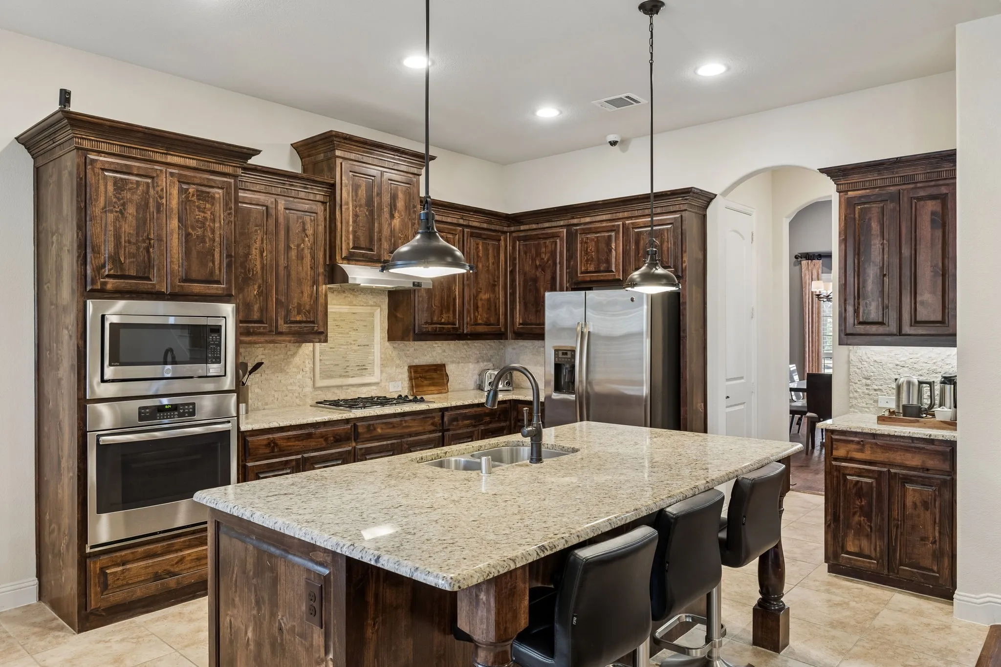 Single Family Residence For Sale in Collin County , 620 Paint Creek Court, Murphy, Texas 75094, 4 Bedroom, 4 Bathroom, 3 Garage spaces, 4,127 Sqft, built in 2011, mls#21327640, Real Estate Agent in Murphy, Homes For Sale in Collin county, Homes For Sale in Murphy, Realtor in Murphy Texas, Real Estate Brokerage Independent Realty Texas, Luminita Cordes Realtor