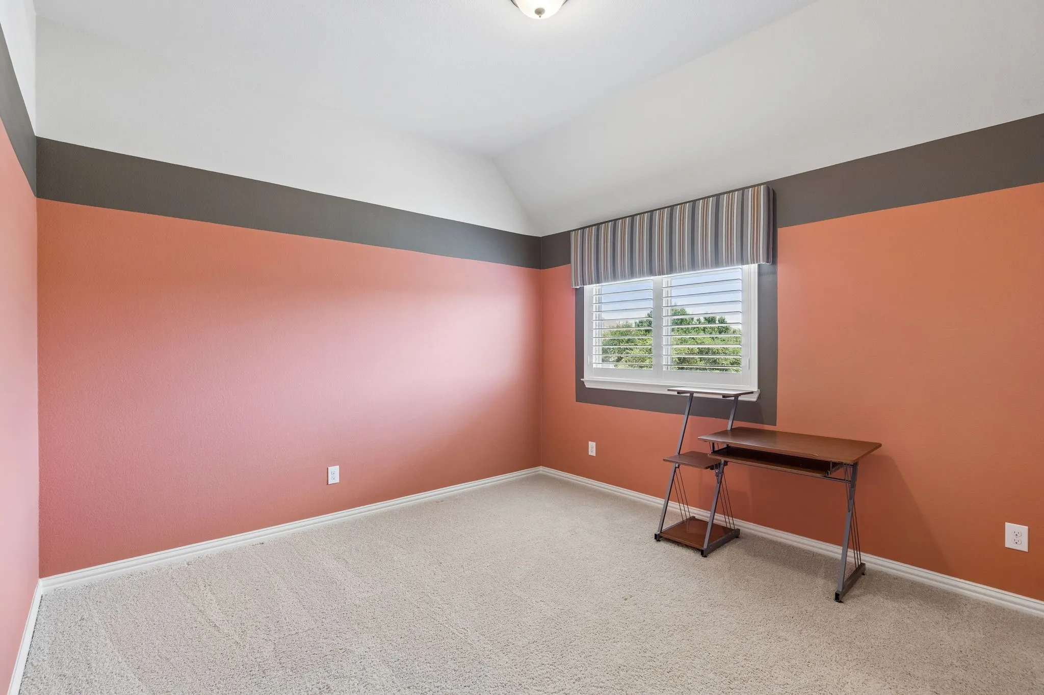 Single Family Residence For Sale in Collin County , 620 Paint Creek Court, Murphy, Texas 75094, 4 Bedroom, 4 Bathroom, 3 Garage spaces, 4,127 Sqft, built in 2011, mls#21327640, Real Estate Agent in Murphy, Homes For Sale in Collin county, Homes For Sale in Murphy, Realtor in Murphy Texas, Real Estate Brokerage Independent Realty Texas, Luminita Cordes Realtor