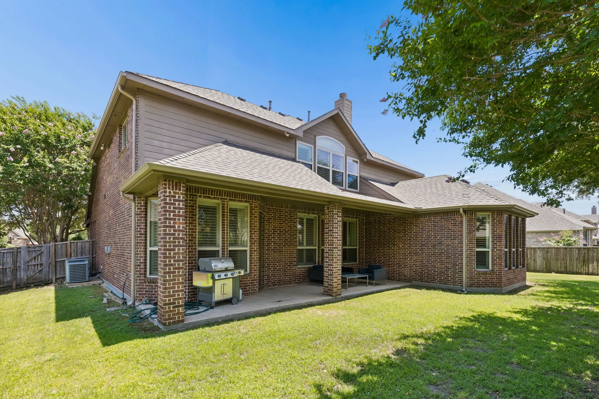 Single Family Residence For Sale in Collin County , 620 Paint Creek Court, Murphy, Texas 75094, 4 Bedroom, 4 Bathroom, 3 Garage spaces, 4,127 Sqft, built in 2011, mls#21327640, Real Estate Agent in Murphy, Homes For Sale in Collin county, Homes For Sale in Murphy, Realtor in Murphy Texas, Real Estate Brokerage Independent Realty Texas, Luminita Cordes Realtor
