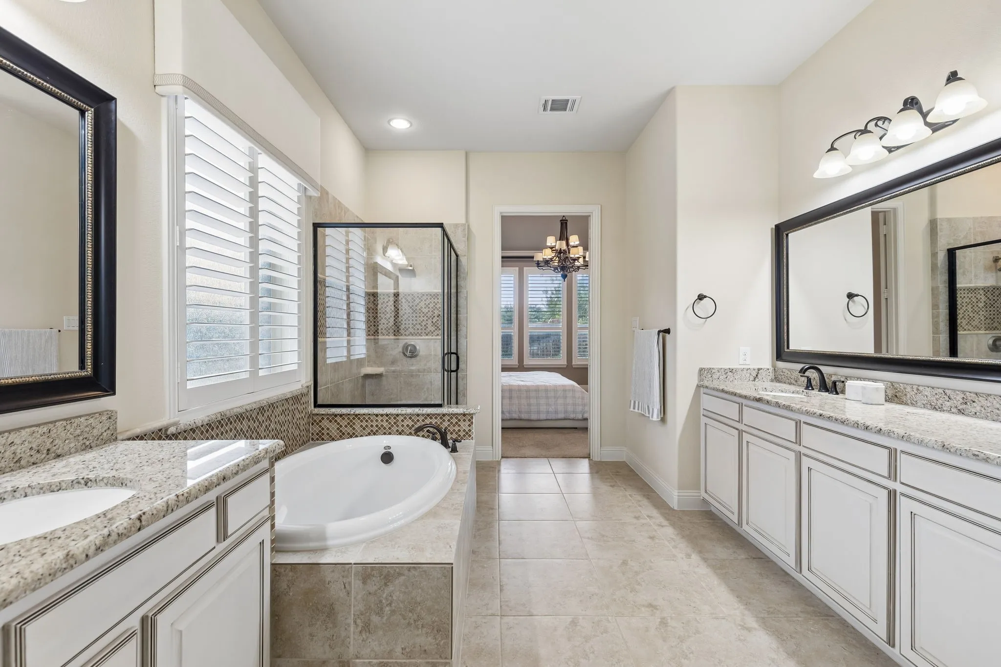 Single Family Residence For Sale in Collin County , 620 Paint Creek Court, Murphy, Texas 75094, 4 Bedroom, 4 Bathroom, 3 Garage spaces, 4,127 Sqft, built in 2011, mls#21327640, Real Estate Agent in Murphy, Homes For Sale in Collin county, Homes For Sale in Murphy, Realtor in Murphy Texas, Real Estate Brokerage Independent Realty Texas, Luminita Cordes Realtor