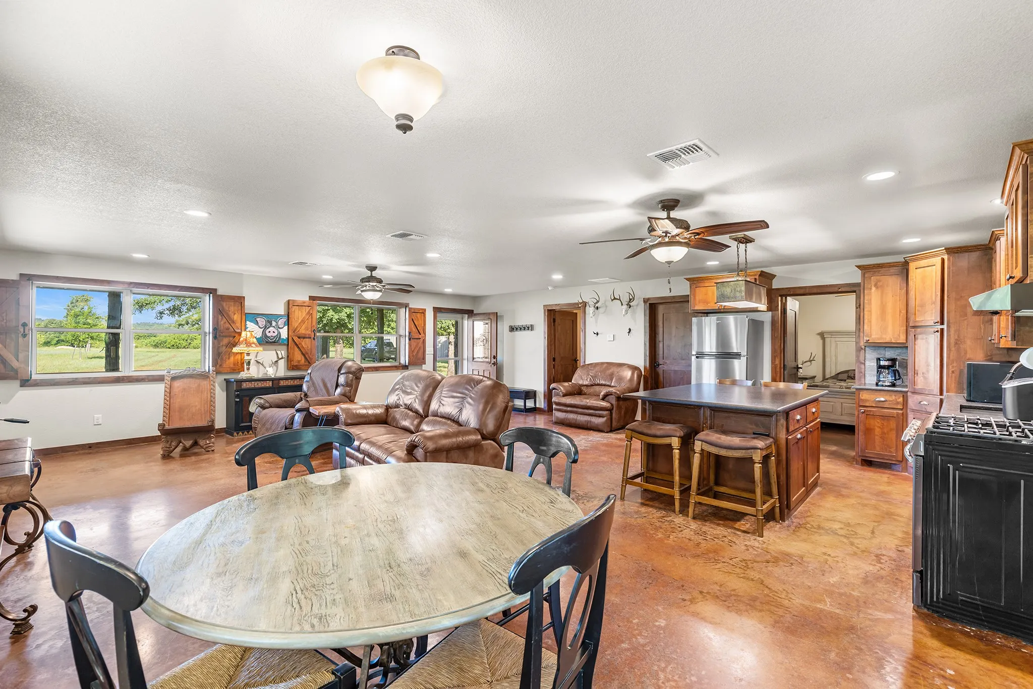Farm For Sale in Jack County , 10371 State Hwy 148, Jacksboro, Texas 76458, 2 Bedrooms, 1 Bathroom, Garage spaces, 1,200 Sqft, built in 2019, Price $825,000, mls#21328379, Real Estate Agent in Jacksboro, Homes For Sale in Jack county, Homes For Sale in Jacksboro, Realtor in Jacksboro Texas, Real Estate Brokerage Independent Realty Texas, Luminita Cordes Realtor