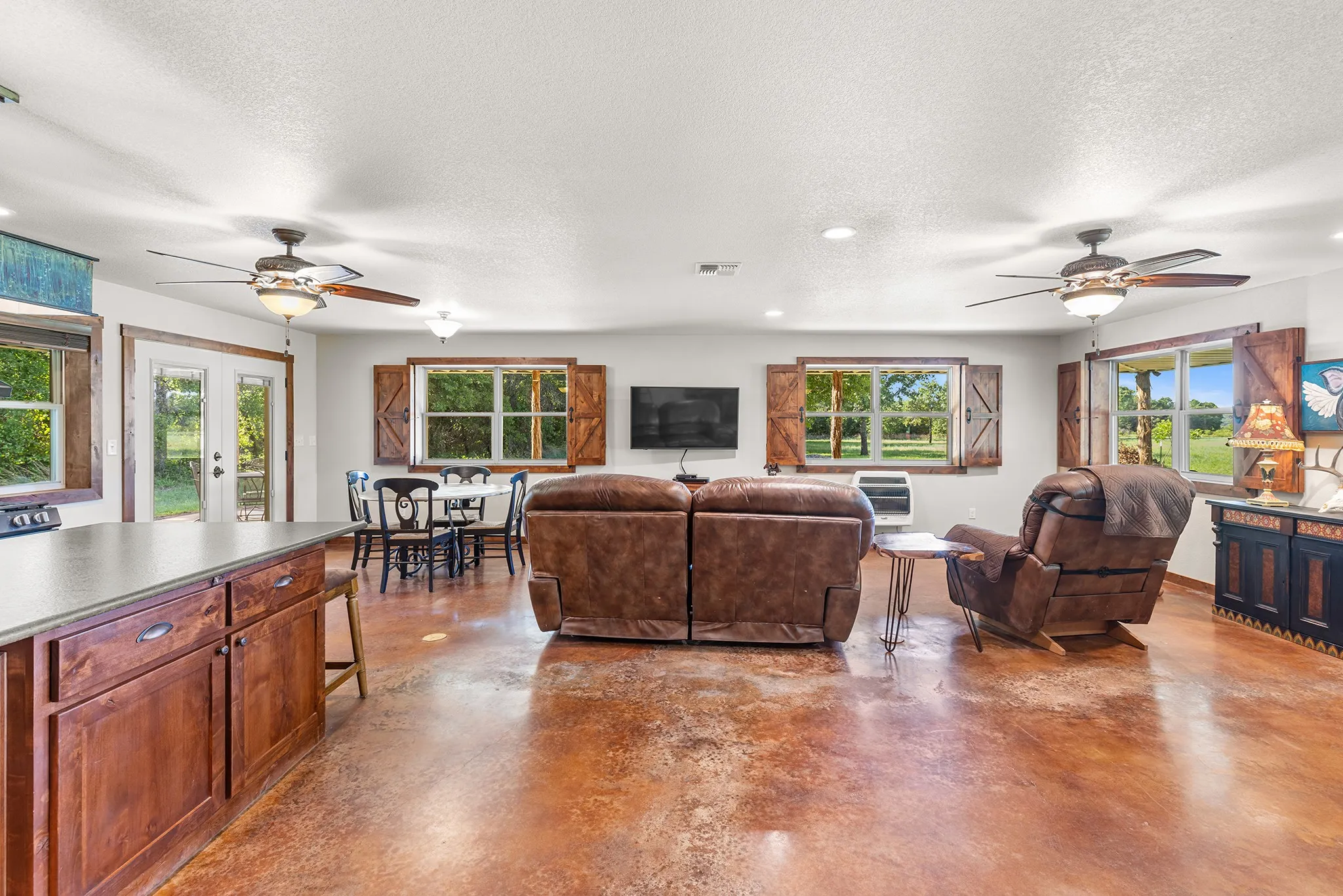 Farm For Sale in Jack County , 10371 State Hwy 148, Jacksboro, Texas 76458, 2 Bedrooms, 1 Bathroom, Garage spaces, 1,200 Sqft, built in 2019, Price $825,000, mls#21328379, Real Estate Agent in Jacksboro, Homes For Sale in Jack county, Homes For Sale in Jacksboro, Realtor in Jacksboro Texas, Real Estate Brokerage Independent Realty Texas, Luminita Cordes Realtor