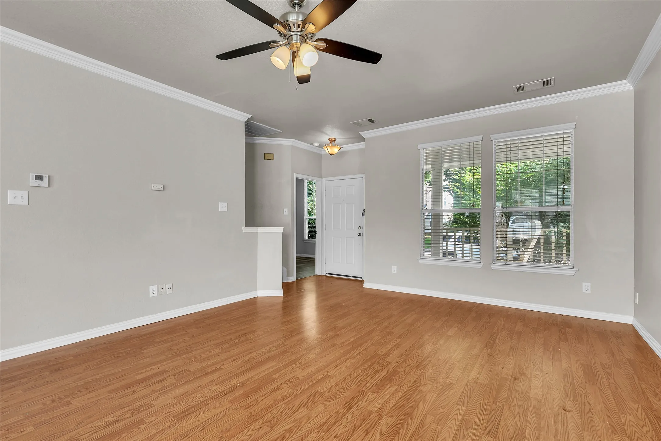 Single Family Residence For Sale in Denton County , 9810 Birch Drive, Providence Village, Texas 76227, 4 Bedroom, 3 Bathroom, 2 Garage spaces, 1,944 Sqft, built in 2002, mls#21328389, Real Estate Agent in Providence Village, Homes For Sale in Denton county, Homes For Sale in Providence Village, Realtor in Providence Village Texas, Real Estate Brokerage Independent Realty Texas, Luminita Cordes Realtor