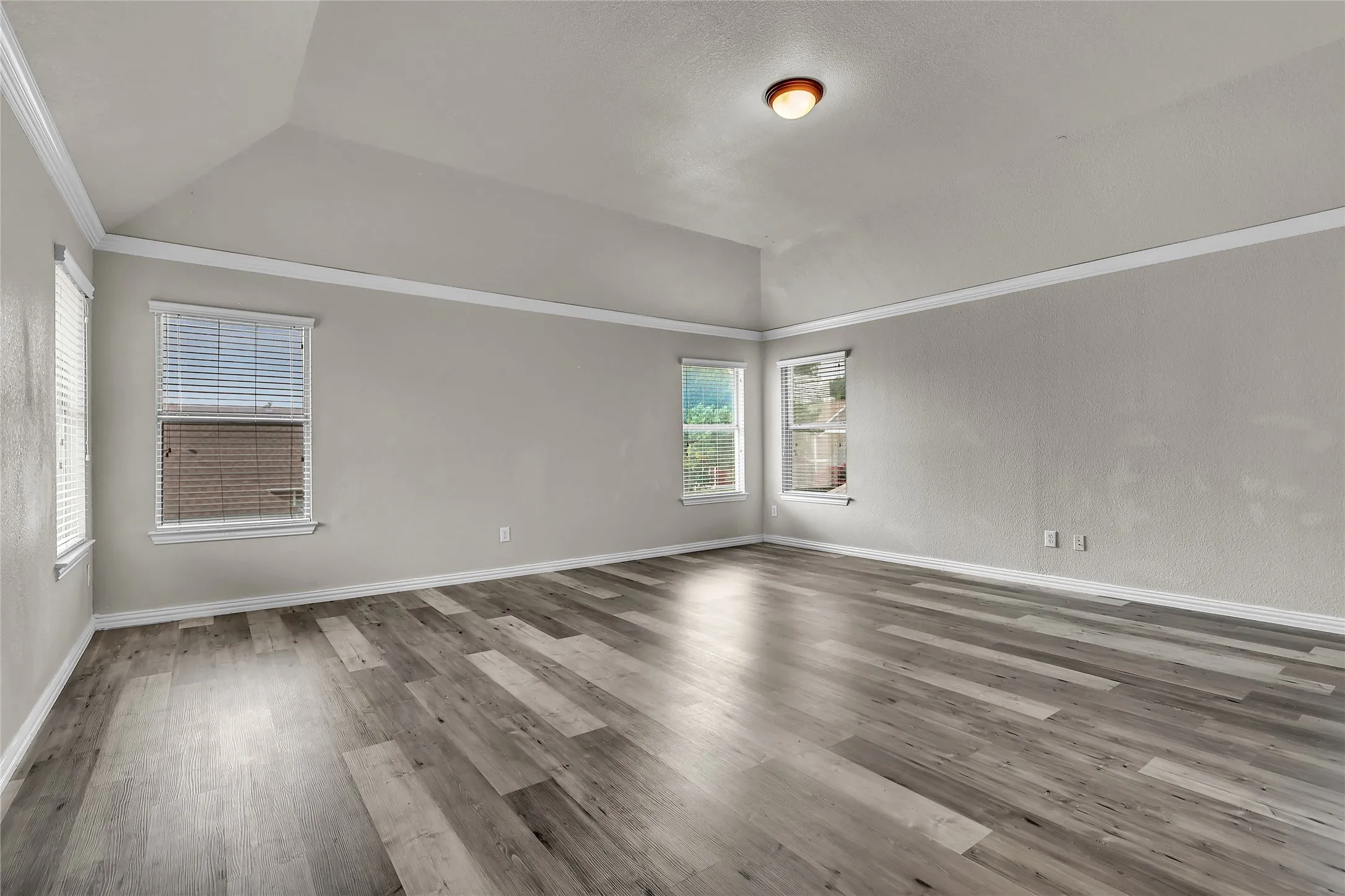 Single Family Residence For Sale in Denton County , 9810 Birch Drive, Providence Village, Texas 76227, 4 Bedroom, 3 Bathroom, 2 Garage spaces, 1,944 Sqft, built in 2002, mls#21328389, Real Estate Agent in Providence Village, Homes For Sale in Denton county, Homes For Sale in Providence Village, Realtor in Providence Village Texas, Real Estate Brokerage Independent Realty Texas, Luminita Cordes Realtor