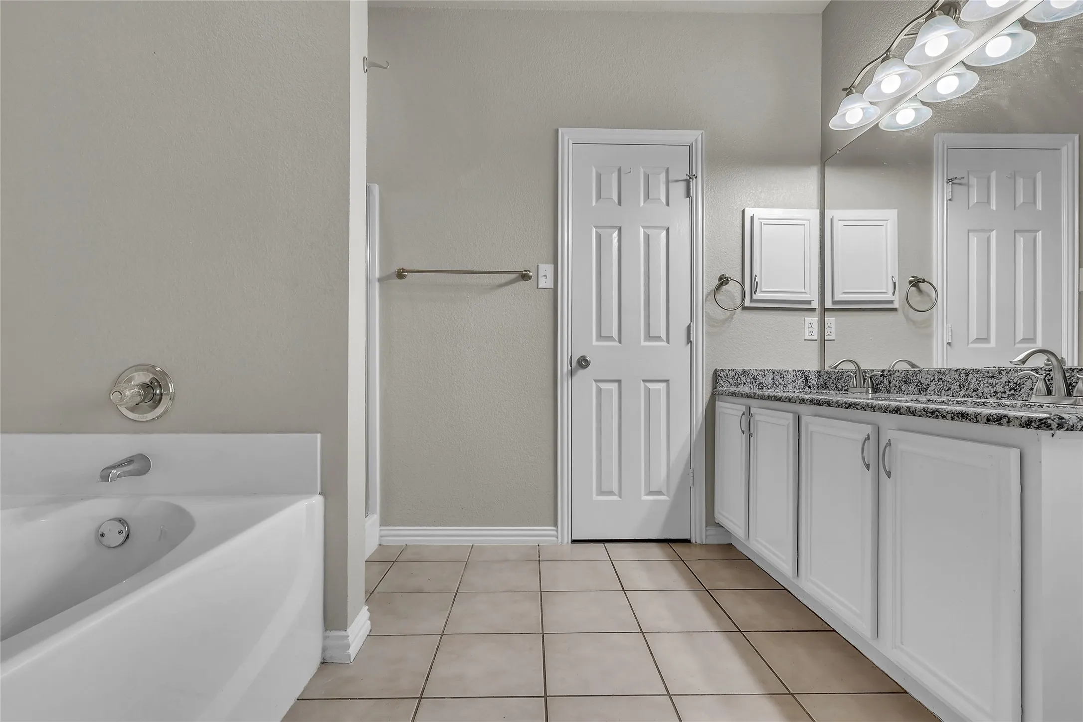 Single Family Residence For Sale in Denton County , 9810 Birch Drive, Providence Village, Texas 76227, 4 Bedroom, 3 Bathroom, 2 Garage spaces, 1,944 Sqft, built in 2002, mls#21328389, Real Estate Agent in Providence Village, Homes For Sale in Denton county, Homes For Sale in Providence Village, Realtor in Providence Village Texas, Real Estate Brokerage Independent Realty Texas, Luminita Cordes Realtor