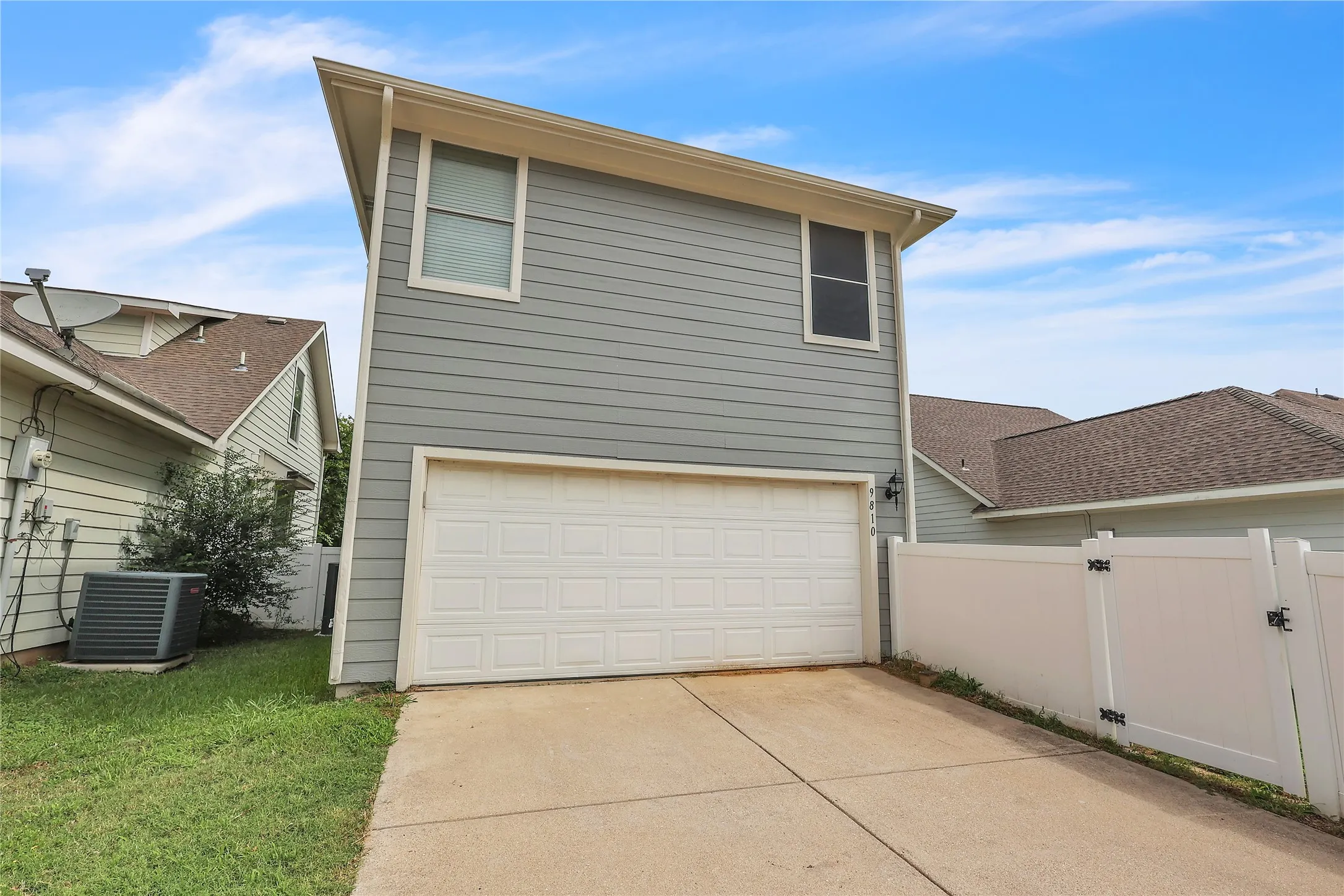 Single Family Residence For Sale in Denton County , 9810 Birch Drive, Providence Village, Texas 76227, 4 Bedroom, 3 Bathroom, 2 Garage spaces, 1,944 Sqft, built in 2002, mls#21328389, Real Estate Agent in Providence Village, Homes For Sale in Denton county, Homes For Sale in Providence Village, Realtor in Providence Village Texas, Real Estate Brokerage Independent Realty Texas, Luminita Cordes Realtor