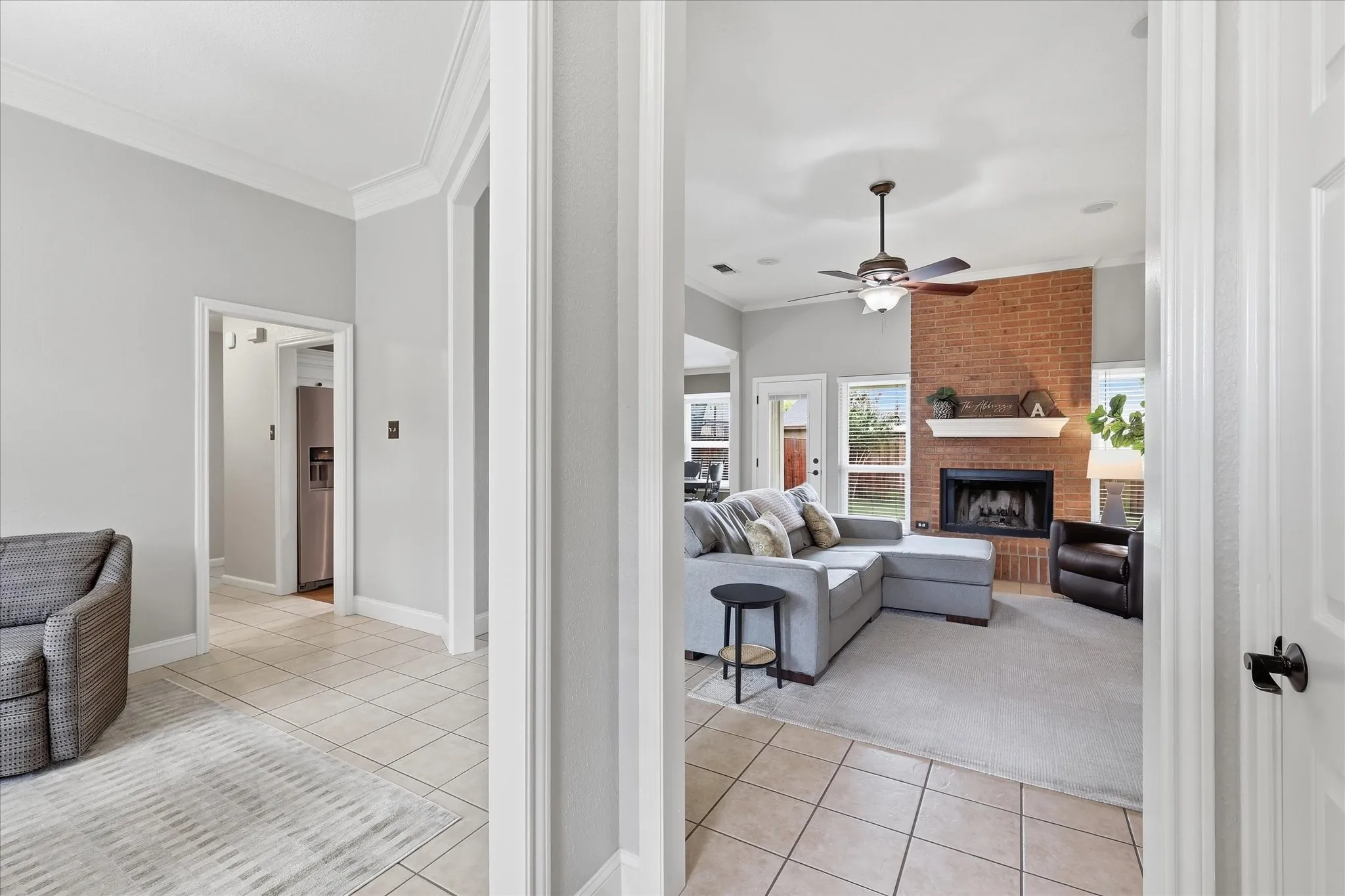 Single Family Residence For Sale in Tarrant County , 5936 Sundown Drive, Watauga, Texas 76148, 3 Bedroom, 2 Bathroom, 2 Garage spaces, 1,652 Sqft, built in 1989, mls#21328385, Real Estate Agent in Watauga, Homes For Sale in Tarrant county, Homes For Sale in Watauga, Realtor in Watauga Texas, Real Estate Brokerage Independent Realty Texas, Luminita Cordes Realtor