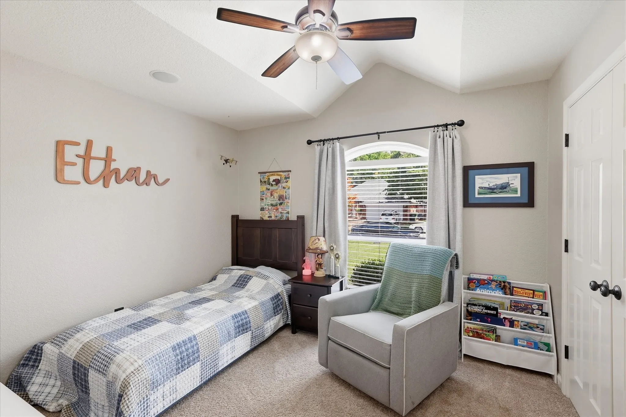 Single Family Residence For Sale in Tarrant County , 5936 Sundown Drive, Watauga, Texas 76148, 3 Bedroom, 2 Bathroom, 2 Garage spaces, 1,652 Sqft, built in 1989, mls#21328385, Real Estate Agent in Watauga, Homes For Sale in Tarrant county, Homes For Sale in Watauga, Realtor in Watauga Texas, Real Estate Brokerage Independent Realty Texas, Luminita Cordes Realtor