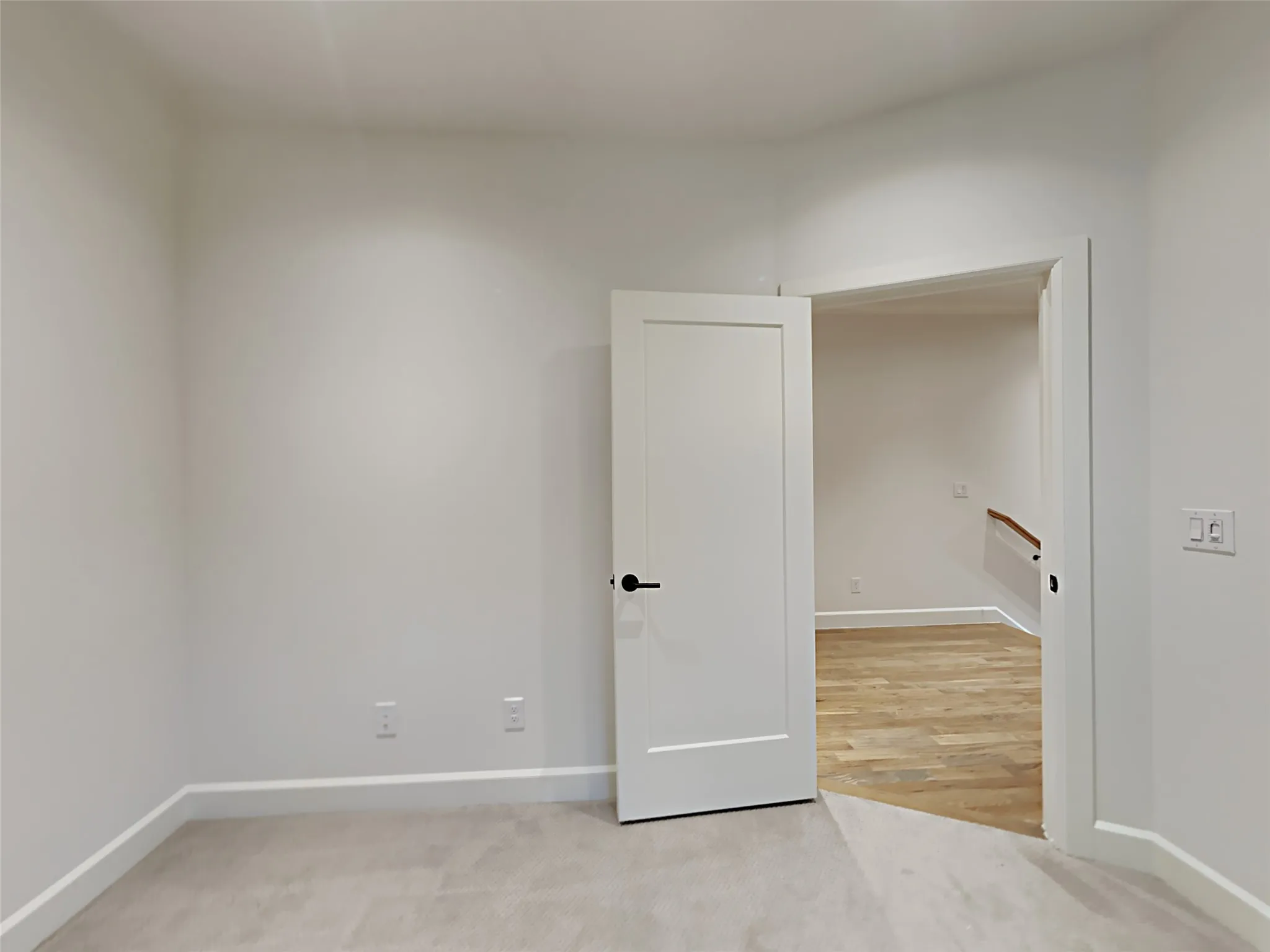 Single Family Residence For Rent in Dallas County , 4417 Emerson Avenue, University Park, Texas 75205, 5 Bedroom, 5 Bathroom, 2 Garage spaces, 3,628 Sqft, built in 1937, mls#21328392, Real Estate Agent in University Park, Homes For Rent in Dallas county, Homes For Rent in University Park, Realtor in University Park Texas, Real Estate Brokerage Independent Realty Texas, Luminita Cordes Realtor