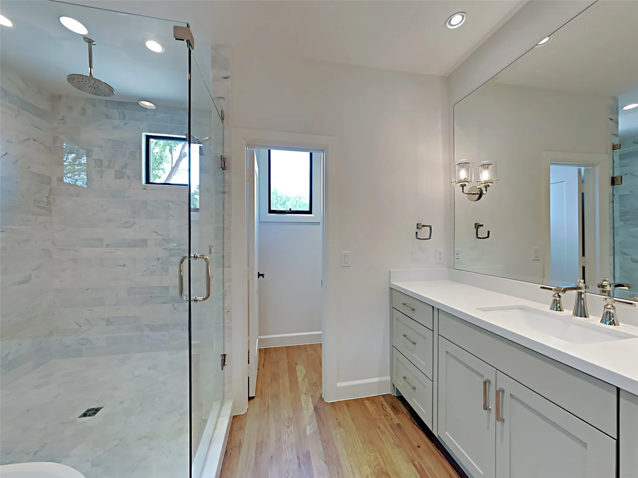 Single Family Residence For Rent in Dallas County , 4417 Emerson Avenue, University Park, Texas 75205, 5 Bedroom, 5 Bathroom, 2 Garage spaces, 3,628 Sqft, built in 1937, mls#21328392, Real Estate Agent in University Park, Homes For Rent in Dallas county, Homes For Rent in University Park, Realtor in University Park Texas, Real Estate Brokerage Independent Realty Texas, Luminita Cordes Realtor
