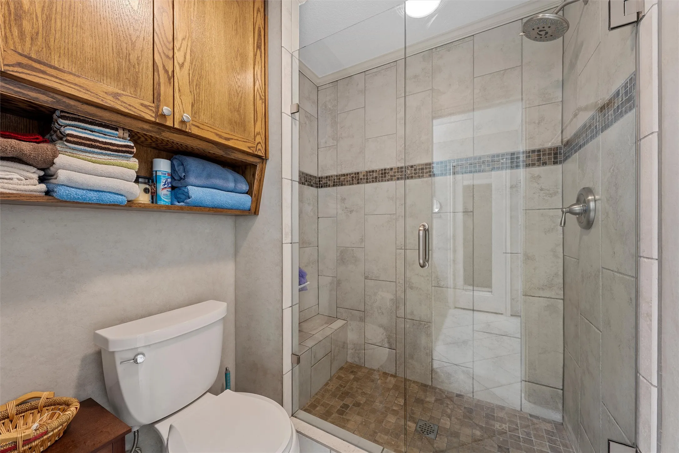 Single Family Residence For Sale in Bell County , 3401 Summit Circle, Belton, Texas 76513, 4 Bedroom, 3 Bathroom, 2 Garage spaces, 2,704 Sqft, built in 1986, mls#21316500, Real Estate Agent in Belton, Homes For Sale in Bell county, Homes For Sale in Belton, Realtor in Belton Texas, Real Estate Brokerage Independent Realty Texas, Luminita Cordes Realtor
