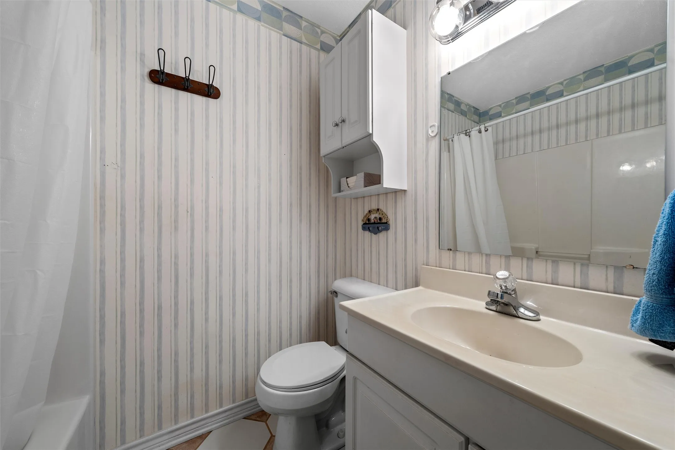 Single Family Residence For Sale in Bell County , 3401 Summit Circle, Belton, Texas 76513, 4 Bedroom, 3 Bathroom, 2 Garage spaces, 2,704 Sqft, built in 1986, mls#21316500, Real Estate Agent in Belton, Homes For Sale in Bell county, Homes For Sale in Belton, Realtor in Belton Texas, Real Estate Brokerage Independent Realty Texas, Luminita Cordes Realtor