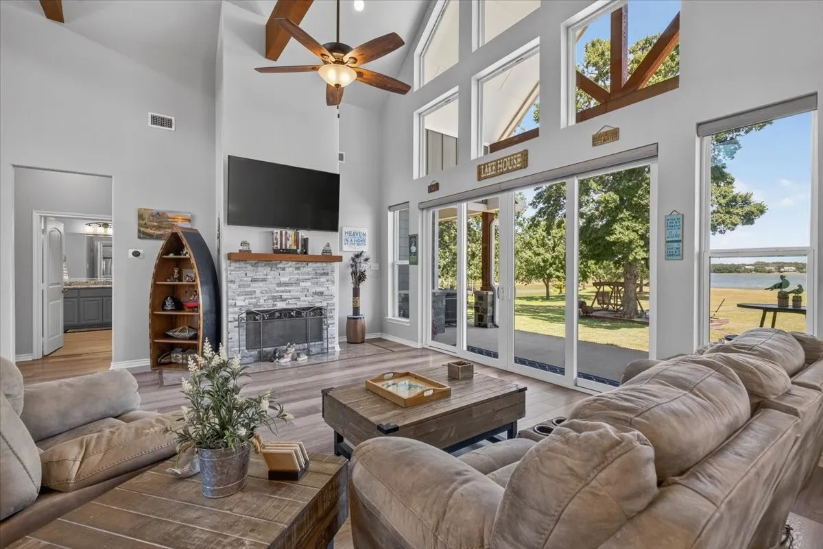 Single Family Residence For Sale in Henderson County , 14349 Goliad Drive, Log Cabin, Texas 75148, 3 Bedroom, 2 Bathroom, 2 Garage spaces, 2,246 Sqft, built in 2019, mls#21328397, Real Estate Agent in Log Cabin, Homes For Sale in Henderson county, Homes For Sale in Log Cabin, Realtor in Log Cabin Texas, Real Estate Brokerage Independent Realty Texas, Luminita Cordes Realtor