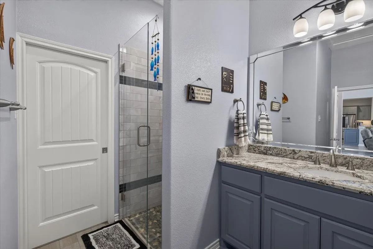 Single Family Residence For Sale in Henderson County , 14349 Goliad Drive, Log Cabin, Texas 75148, 3 Bedroom, 2 Bathroom, 2 Garage spaces, 2,246 Sqft, built in 2019, mls#21328397, Real Estate Agent in Log Cabin, Homes For Sale in Henderson county, Homes For Sale in Log Cabin, Realtor in Log Cabin Texas, Real Estate Brokerage Independent Realty Texas, Luminita Cordes Realtor