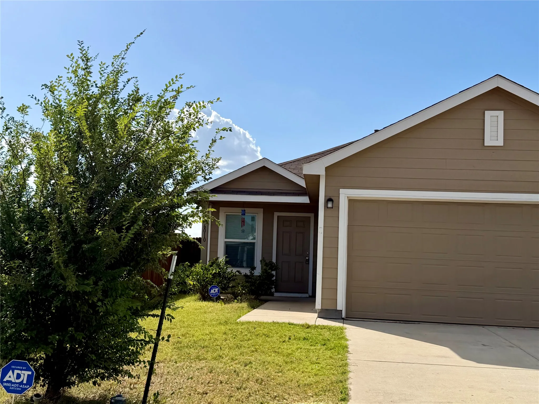 Single Family Residence For Sale in Kaufman County , 6010 Determine Lane, Forney, Texas 75126, 3 Bedroom, 2 Bathroom, 2 Garage spaces, 1,266 Sqft, built in 2022, Price $225,000, mls#21328401, Real Estate Agent in Forney, Homes For Sale in Kaufman county, Homes For Sale in Forney, Realtor in Forney Texas, Real Estate Brokerage Independent Realty Texas, Luminita Cordes Realtor