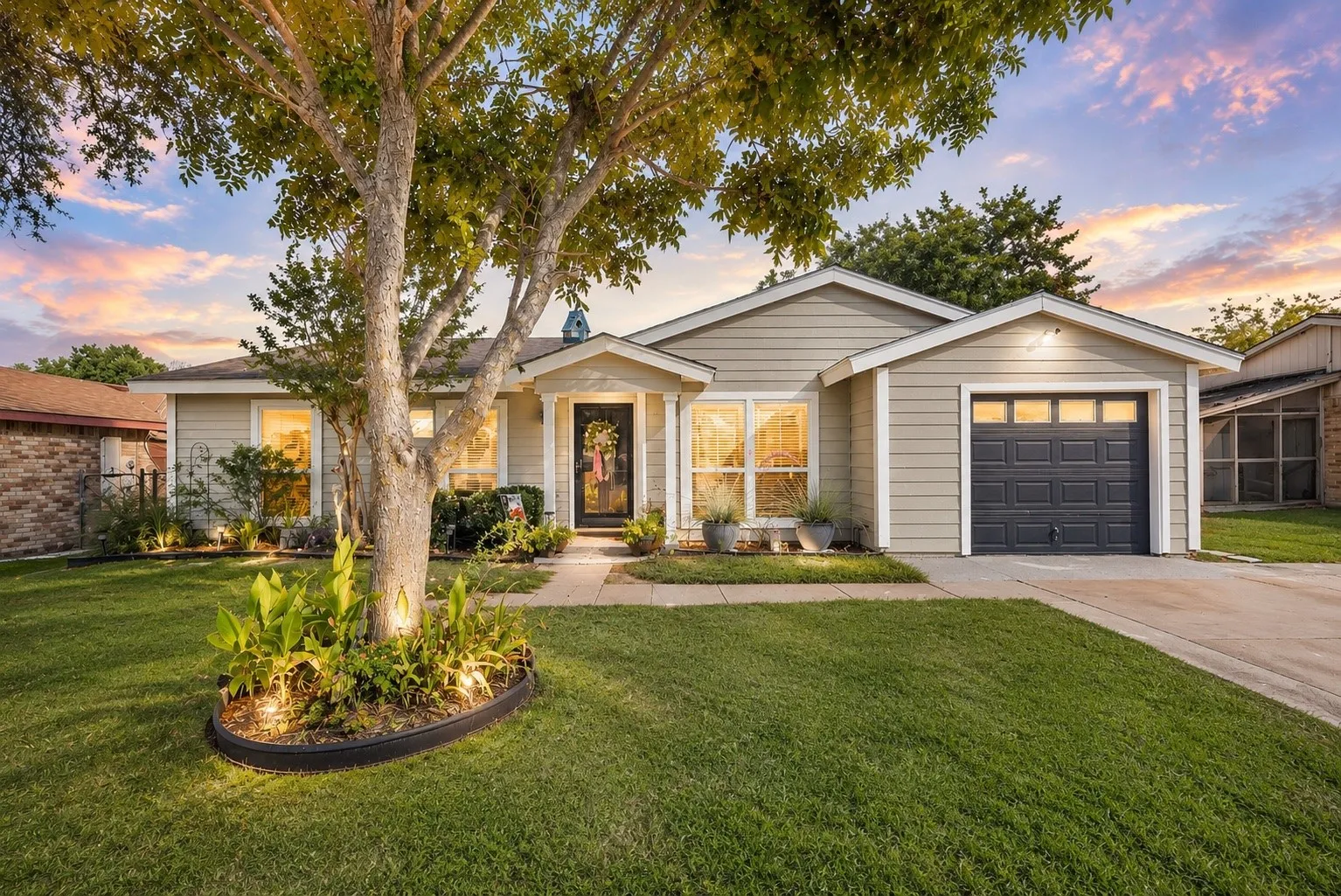 Single Family Residence For Sale in Dallas County , 9519 County View Road, Dallas, Texas 75249, 5 Bedroom, 2 Bathroom, 1 Garage spaces, 1,408 Sqft, built in 1981, mls#21328428, Real Estate Agent in Dallas, Homes For Sale in Dallas county, Homes For Sale in Dallas, Realtor in Dallas Texas, Real Estate Brokerage Independent Realty Texas, Luminita Cordes Realtor