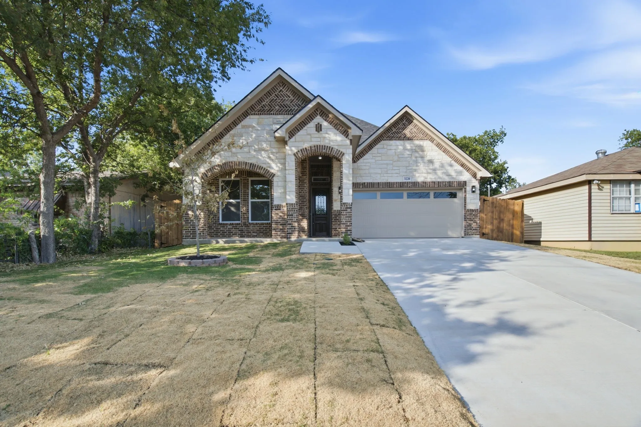 Single Family Residence For Sale in Tarrant County , 3220 25th Street, Fort Worth, Texas 76106, 4 Bedroom, 2 Bathroom, 2 Garage spaces, 1,747 Sqft, built in 2026, mls#21328430, Real Estate Agent in Fort Worth, Homes For Sale in Tarrant county, Homes For Sale in Fort Worth, Realtor in Fort Worth Texas, Real Estate Brokerage Independent Realty Texas, Luminita Cordes Realtor