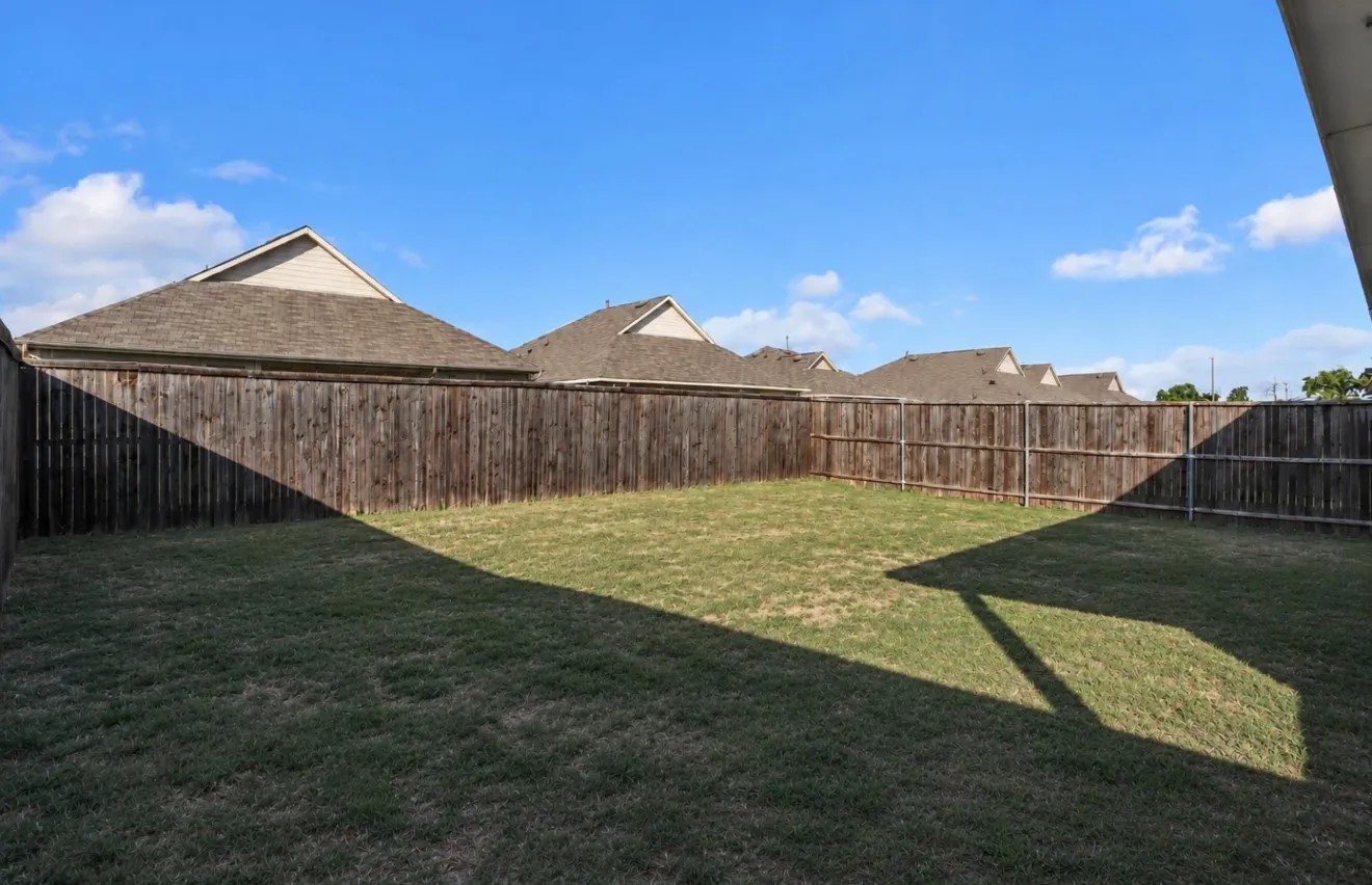 Single Family Residence For Sale in Kaufman County , 1214 Delmita Drive, Forney, Texas 75126, 3 Bedroom, 2 Bathroom, 2 Garage spaces, 1,515 Sqft, built in 2020, mls#21328434, Real Estate Agent in Forney, Homes For Sale in Kaufman county, Homes For Sale in Forney, Realtor in Forney Texas, Real Estate Brokerage Independent Realty Texas, Luminita Cordes Realtor