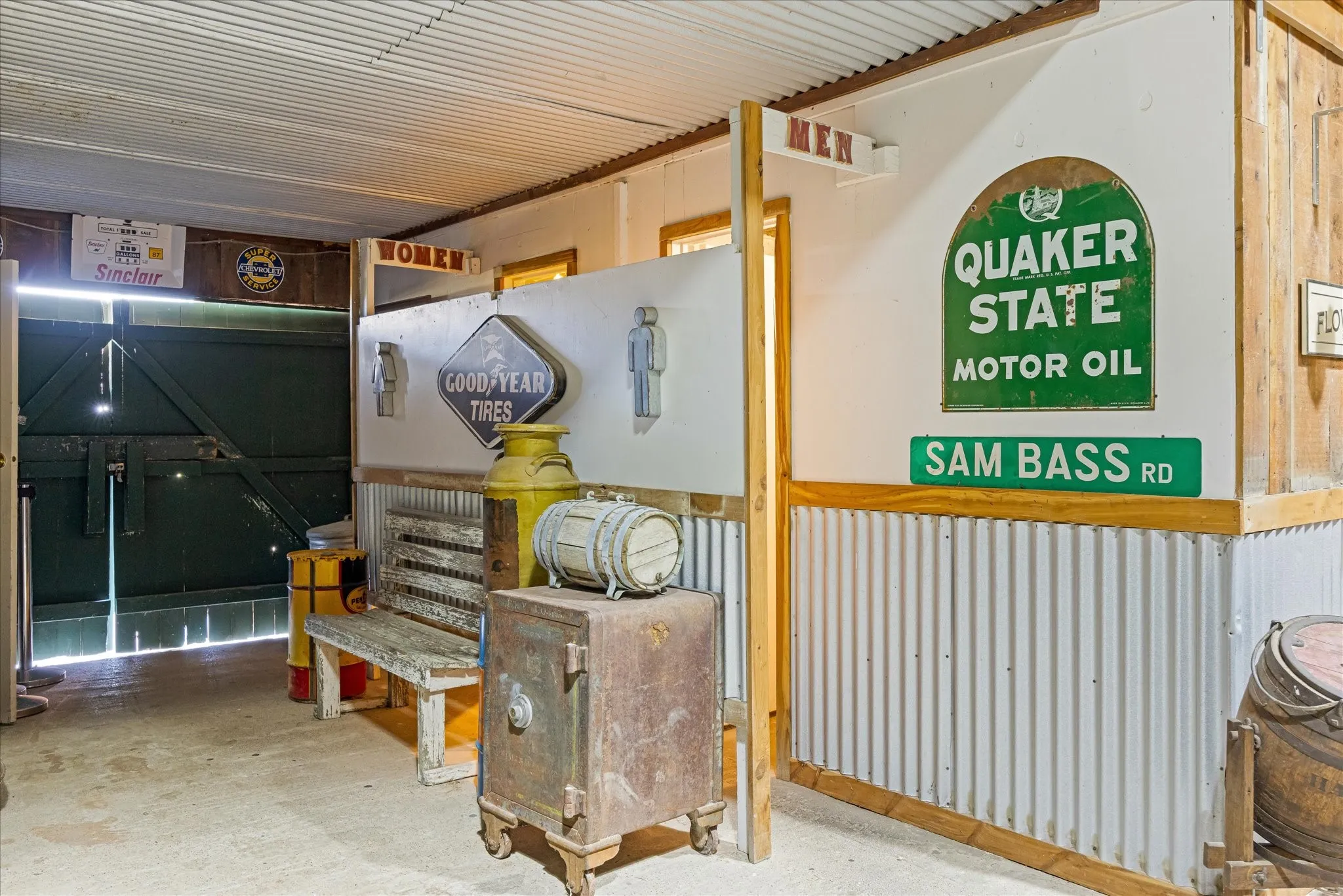 Interior of The Chicken House Antique Mall and Flea Market