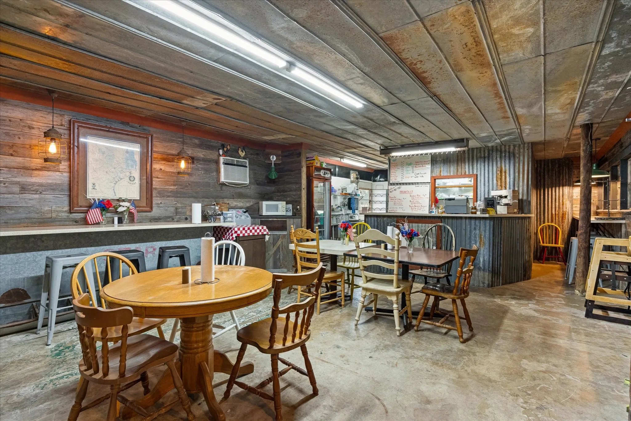Cafe / Restaurant of The Chicken House Antique Mall and Flea Market