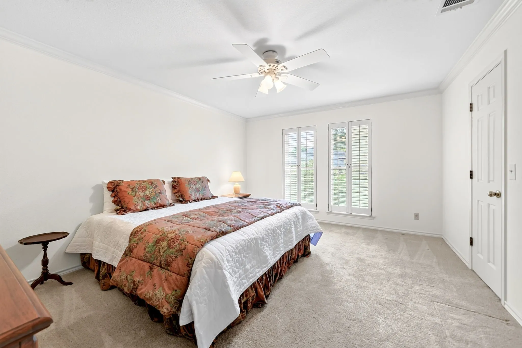 Single Family Residence For Sale in Collin County , 5901 Flintshire Lane, Dallas, Texas 75252, 4 Bedroom, 3 Bathroom, 3 Garage spaces, 3,485 Sqft, built in 1983, mls#21328433, Real Estate Agent in Dallas, Homes For Sale in Collin county, Homes For Sale in Dallas, Realtor in Dallas Texas, Real Estate Brokerage Independent Realty Texas, Luminita Cordes Realtor