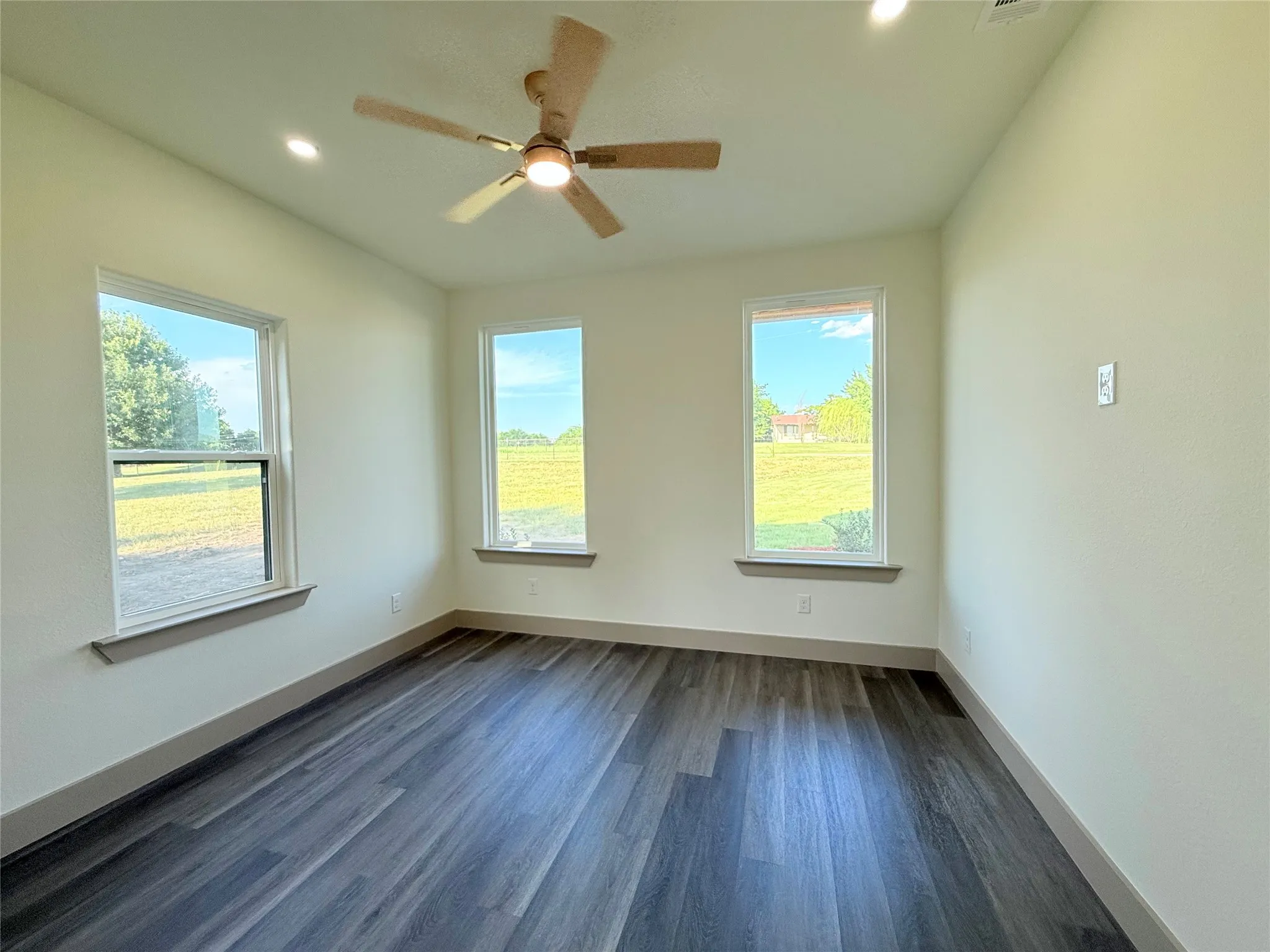 Single Family Residence For Sale in Hunt County , 6560 Private Road 2269, Quinlan, Texas 75474, 3 Bedroom, 2 Bathroom, 2 Garage spaces, 2,545 Sqft, built in 2026, mls#21328441, Real Estate Agent in Quinlan, Homes For Sale in Hunt county, Homes For Sale in Quinlan, Realtor in Quinlan Texas, Real Estate Brokerage Independent Realty Texas, Luminita Cordes Realtor