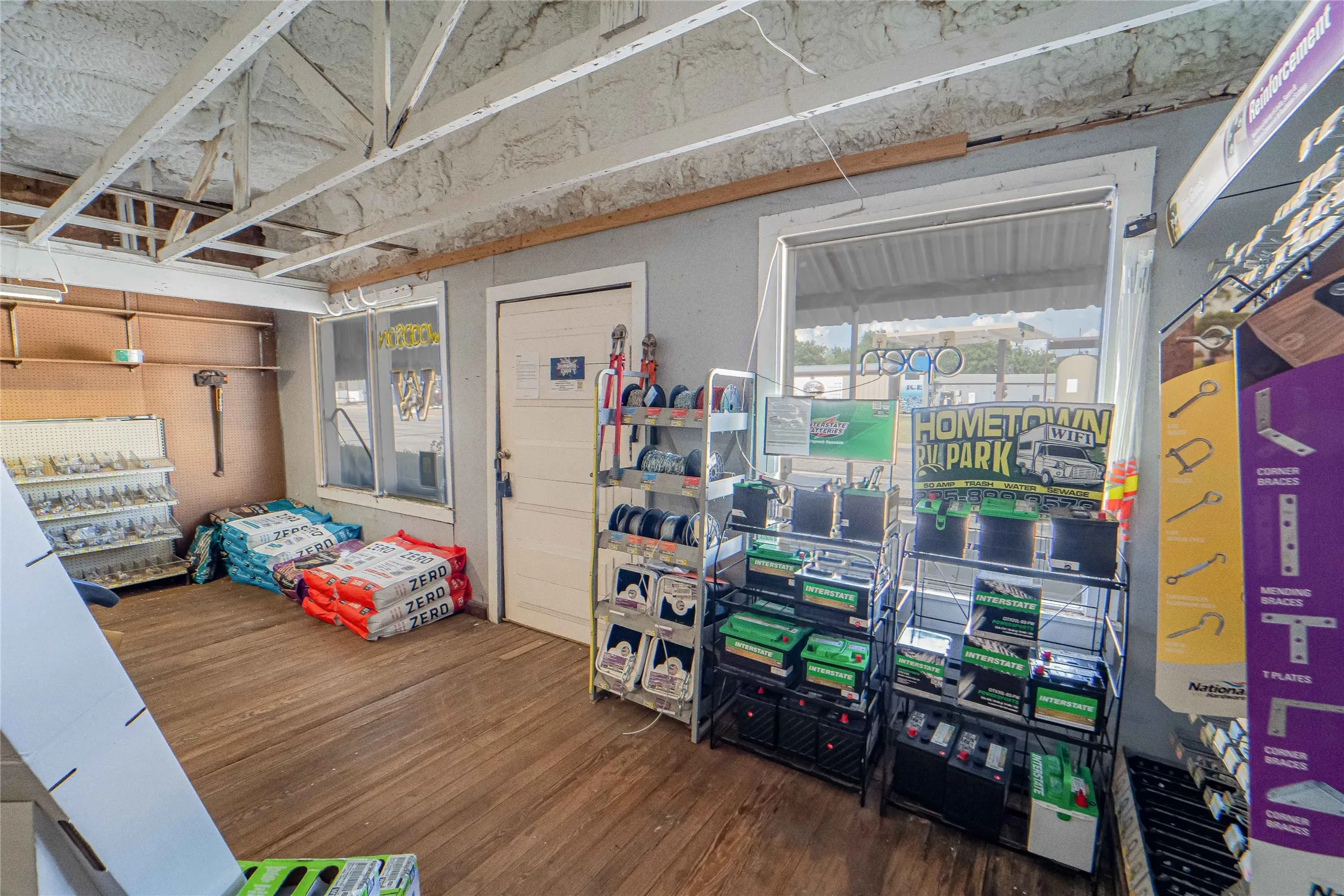 Business For Sale in Throckmorton County , 105 S US Highway 183, Woodson, Texas 76491, 0, 0, Garage spaces, 0 Sqft, built in 0, Price $110,000, mls#21308618, Real Estate Agent in Woodson, Homes For Sale in Throckmorton county, Homes For Sale in Woodson, Realtor in Woodson Texas, Real Estate Brokerage Independent Realty Texas, Luminita Cordes Realtor