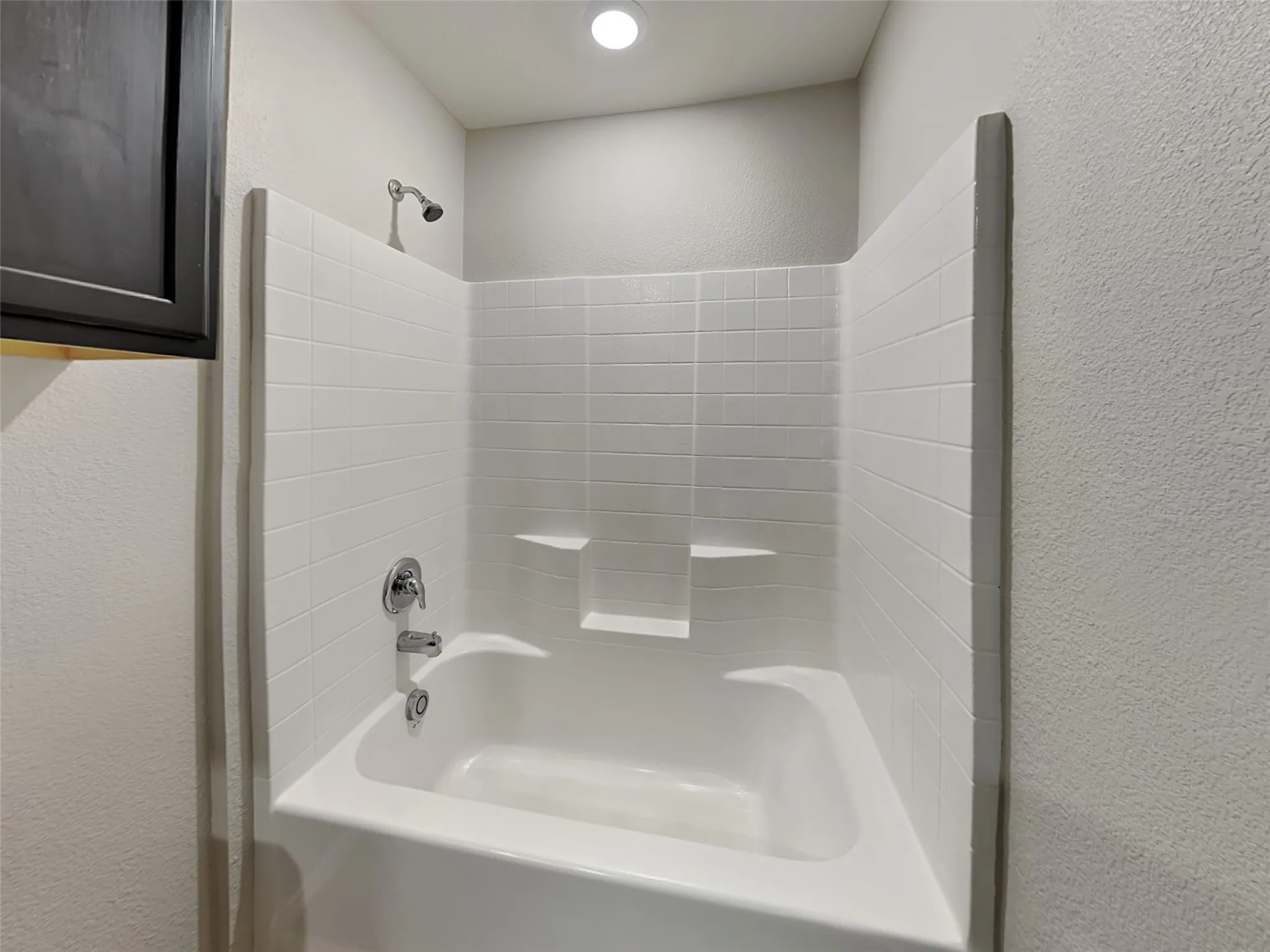 Single Family Residence For Sale in Tarrant County , 305 Anvil Drive, Fort Worth, Texas 76052, 3 Bedroom, 2 Bathroom, 2 Garage spaces, 1,640 Sqft, built in 2020, mls#21327895, Real Estate Agent in Fort Worth, Homes For Sale in Tarrant county, Homes For Sale in Fort Worth, Realtor in Fort Worth Texas, Real Estate Brokerage Independent Realty Texas, Luminita Cordes Realtor