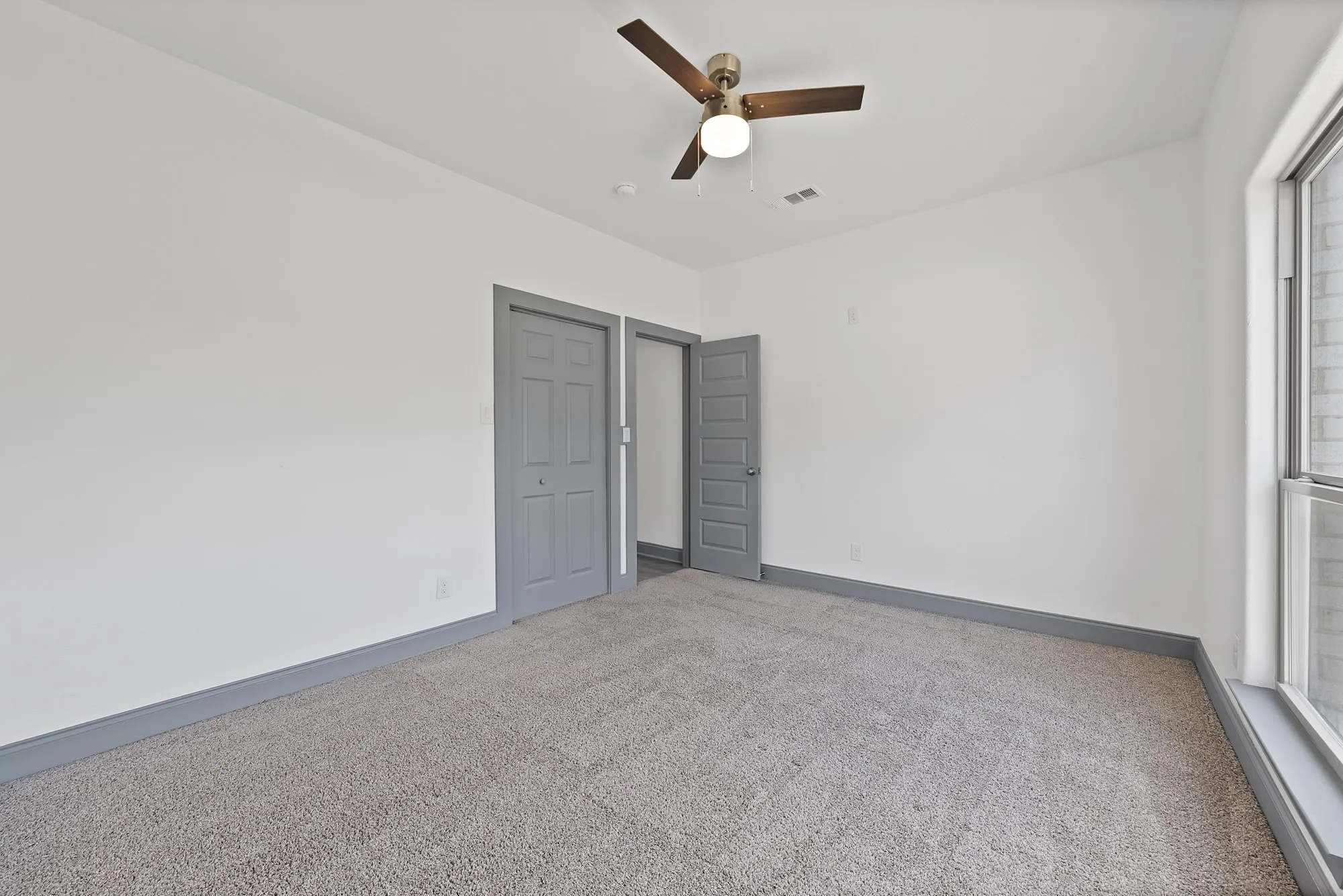 Single Family Residence For Sale in Dallas County , 925 Balkan Drive, Lancaster, Texas 75134, 3 Bedroom, 2 Bathroom, 2 Garage spaces, 1,947 Sqft, built in 2021, mls#21328449, Real Estate Agent in Lancaster, Homes For Sale in Dallas county, Homes For Sale in Lancaster, Realtor in Lancaster Texas, Real Estate Brokerage Independent Realty Texas, Luminita Cordes Realtor