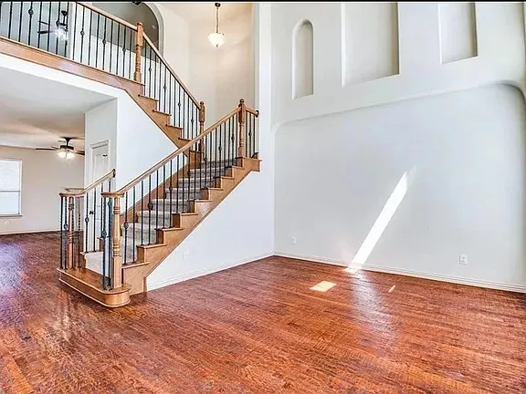 Single Family Residence For Rent in Denton County , 13990 Stevens Point Drive, Frisco, Texas 75033, 4 Bedroom, 3 Bathroom, 2 Garage spaces, 3,255 Sqft, built in 2007, mls#21328443, Real Estate Agent in Frisco, Homes For Rent in Denton county, Homes For Rent in Frisco, Realtor in Frisco Texas, Real Estate Brokerage Independent Realty Texas, Luminita Cordes Realtor