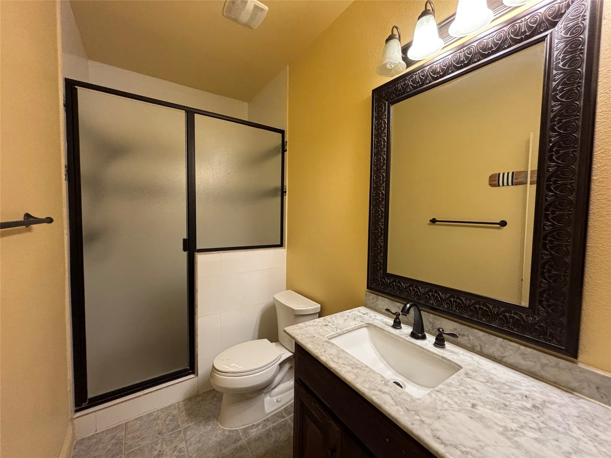 Single Family Residence For Sale in Dallas County , 2807 Borama Drive, Irving, Texas 75062, 6 Bedroom, 5 Bathroom, 2 Garage spaces, 3,913 Sqft, built in 2013, mls#21328454, Real Estate Agent in Irving, Homes For Sale in Dallas county, Homes For Sale in Irving, Realtor in Irving Texas, Real Estate Brokerage Independent Realty Texas, Luminita Cordes Realtor
