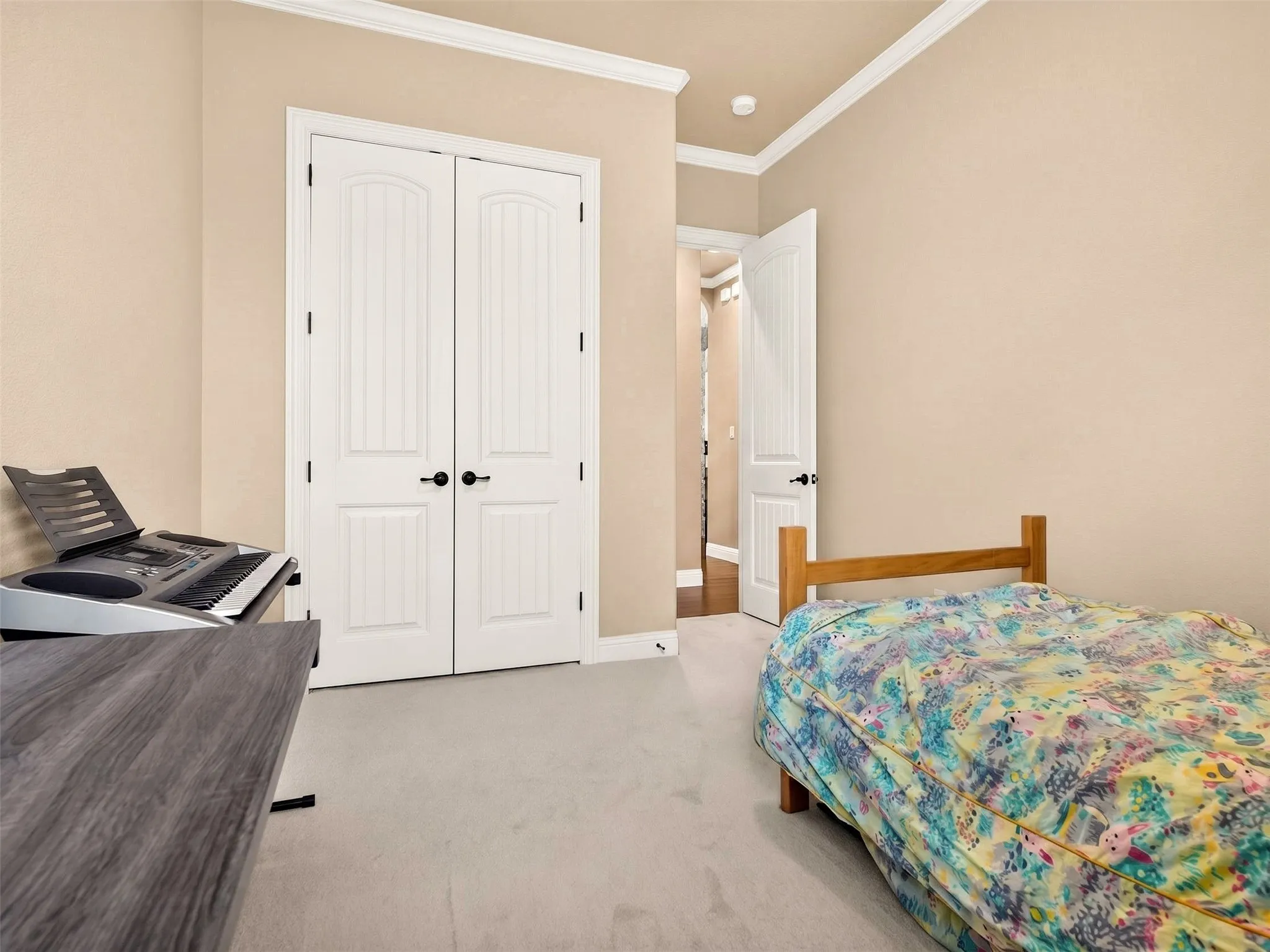 Generous Closet Space