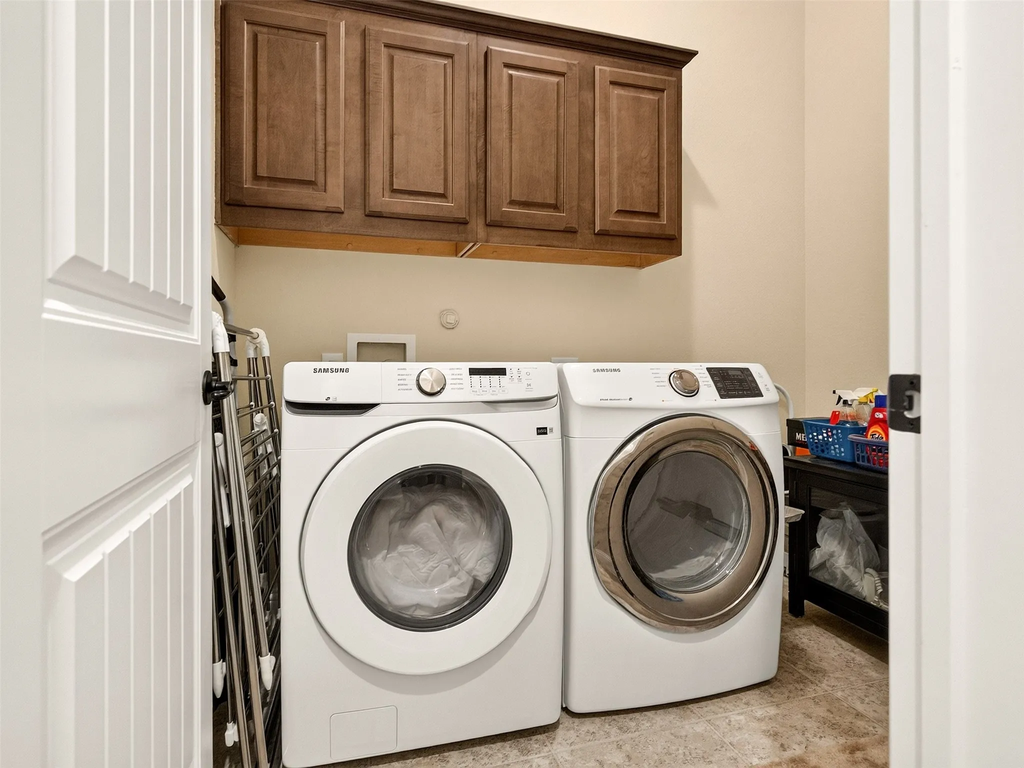 Custom Laundry Cabinetry