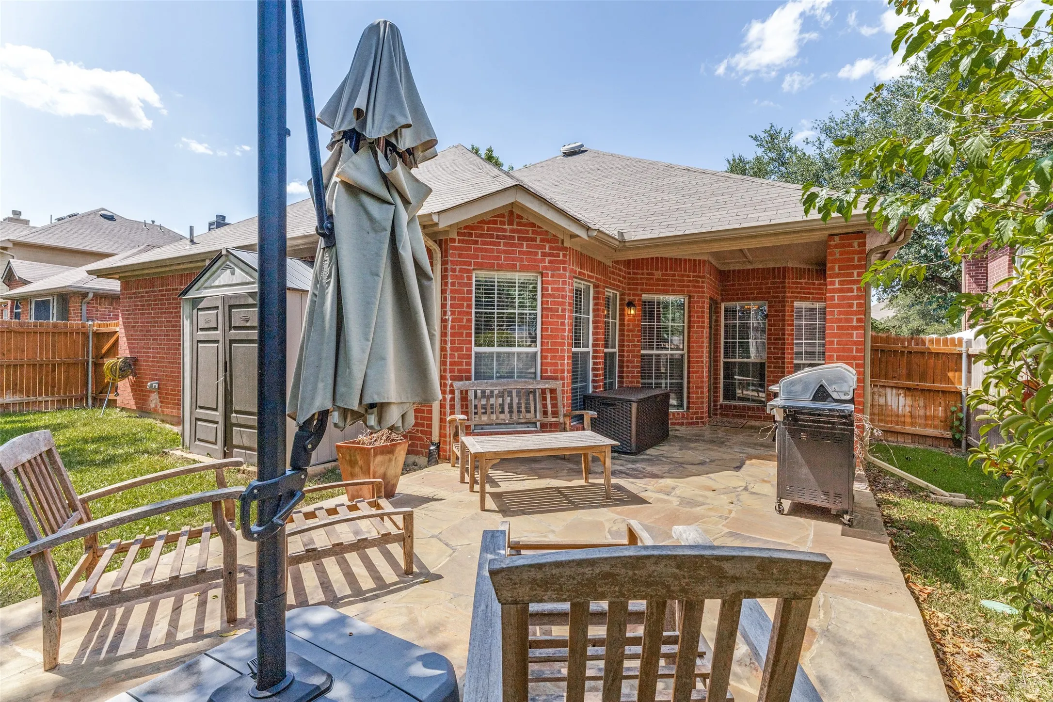Single Family Residence For Sale in Tarrant County , 4512 Angelina Way, Fort Worth, Texas 76137, 4 Bedroom, 2 Bathroom, 2 Garage spaces, 1,772 Sqft, built in 1996, mls#21328457, Real Estate Agent in Fort Worth, Homes For Sale in Tarrant county, Homes For Sale in Fort Worth, Realtor in Fort Worth Texas, Real Estate Brokerage Independent Realty Texas, Luminita Cordes Realtor