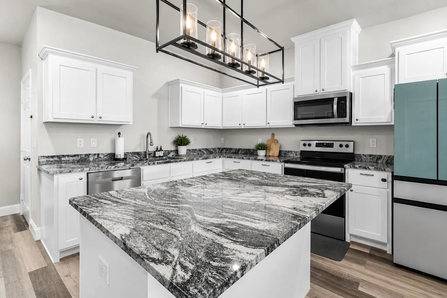 Single Family Residence For Sale in Hopkins County , 239 Marianne Circle, Sulphur Springs, Texas 75482, 4 Bedroom, 3 Bathroom, 1 Garage spaces, 2,111 Sqft, built in 2023, mls#21328460, Real Estate Agent in Sulphur Springs, Homes For Sale in Hopkins county, Homes For Sale in Sulphur Springs, Realtor in Sulphur Springs Texas, Real Estate Brokerage Independent Realty Texas, Luminita Cordes Realtor