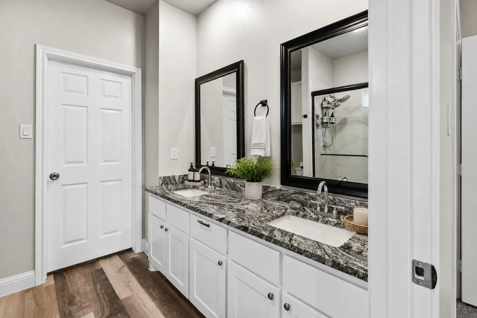 Single Family Residence For Sale in Hopkins County , 239 Marianne Circle, Sulphur Springs, Texas 75482, 4 Bedroom, 3 Bathroom, 1 Garage spaces, 2,111 Sqft, built in 2023, mls#21328460, Real Estate Agent in Sulphur Springs, Homes For Sale in Hopkins county, Homes For Sale in Sulphur Springs, Realtor in Sulphur Springs Texas, Real Estate Brokerage Independent Realty Texas, Luminita Cordes Realtor