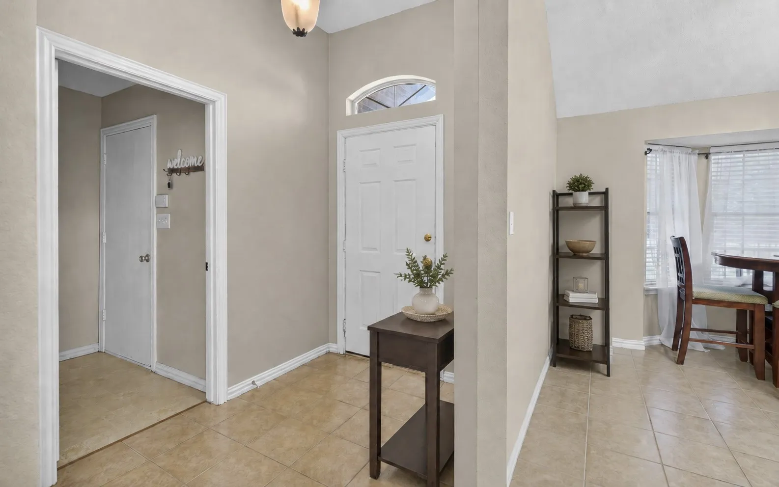 Entry Photo