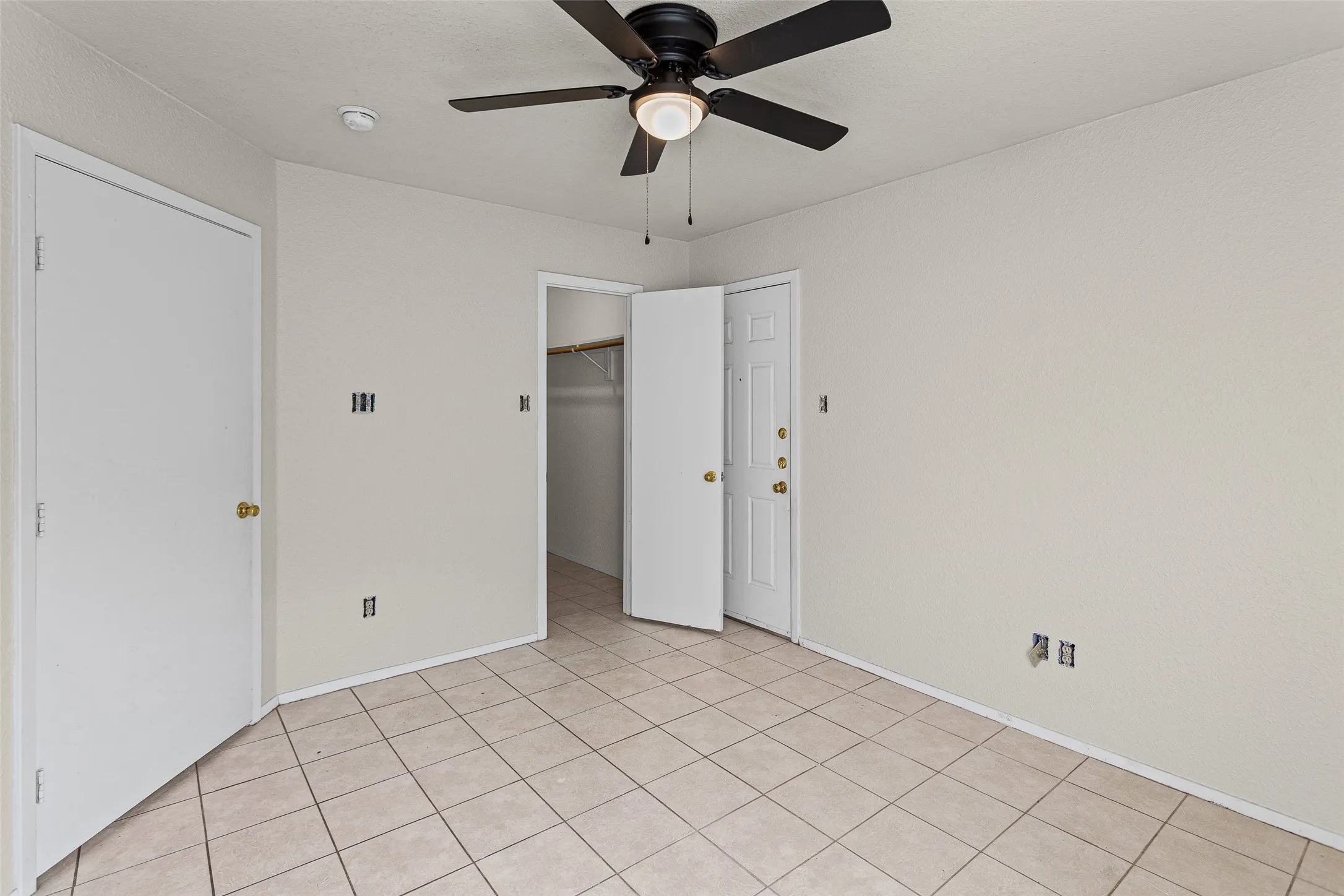 Duplex For Rent in Hood County , 2720 James Road, Granbury, Texas 76049, 2 Bedroom, 2 Bathroom, 2 Garage spaces, 1,760 Sqft, built in 1999, mls#21328466, Real Estate Agent in Granbury, Homes For Rent in Hood county, Homes For Rent in Granbury, Realtor in Granbury Texas, Real Estate Brokerage Independent Realty Texas, Luminita Cordes Realtor